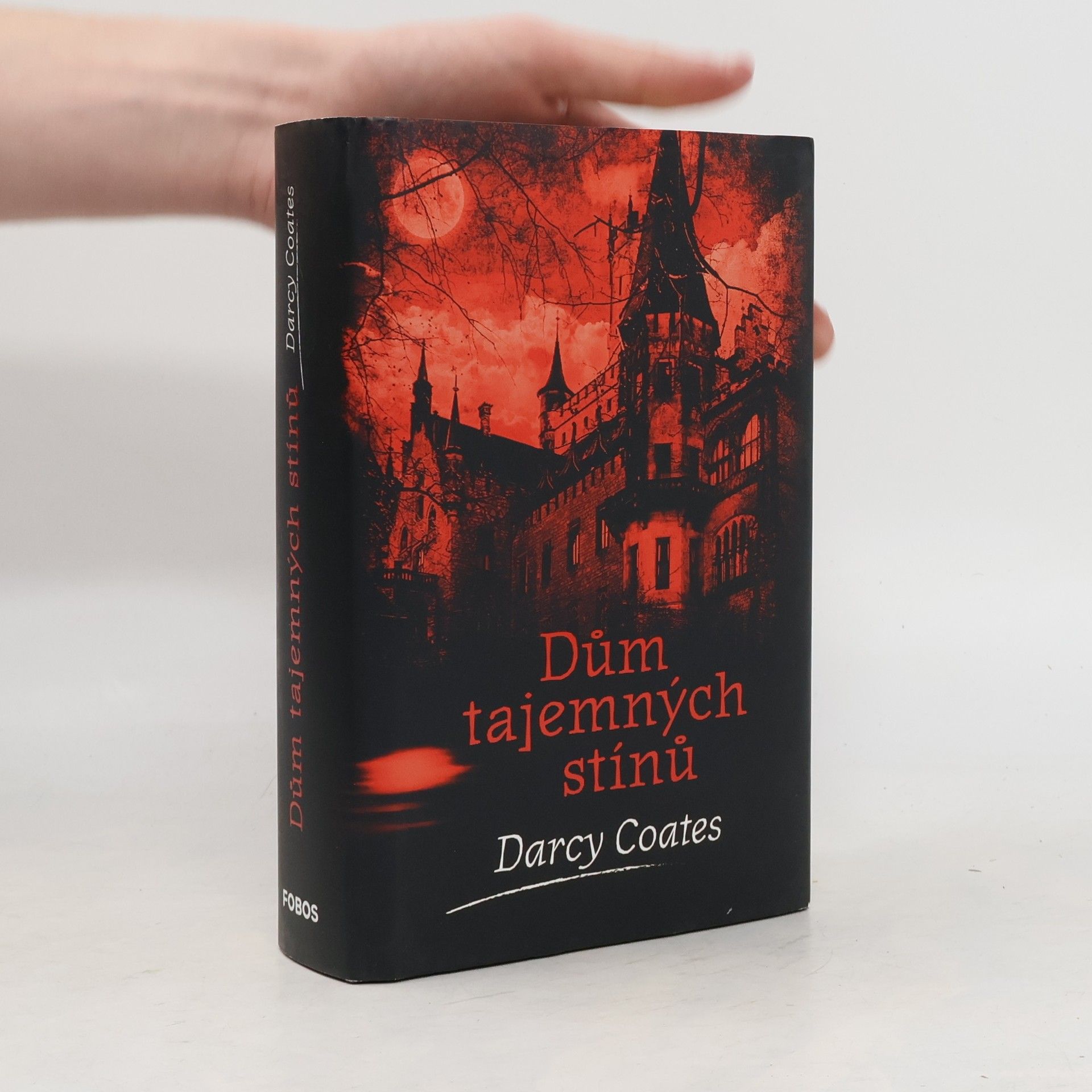 Dům tajemných stínů
