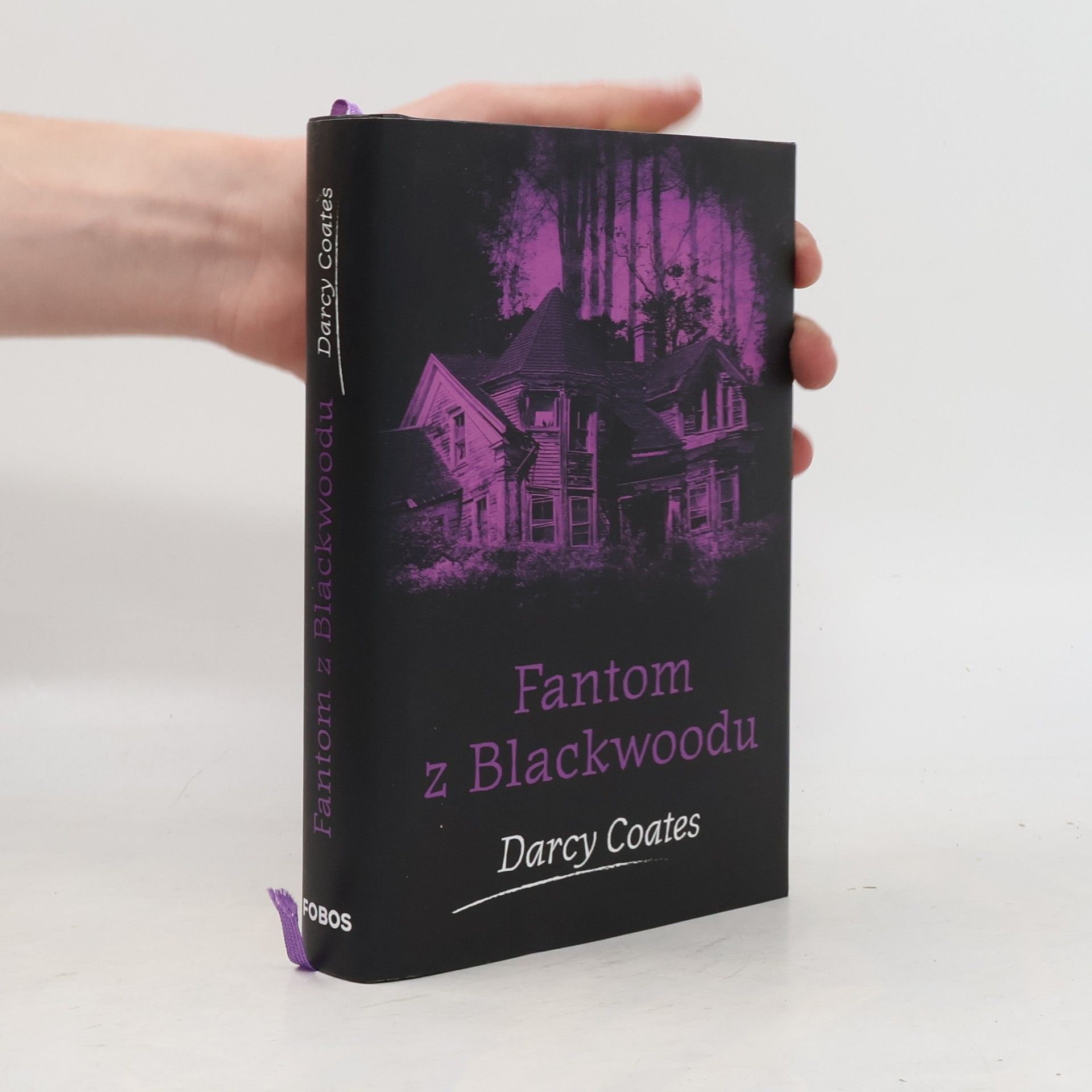 Darcy Coates Fantom z Blackwoodu