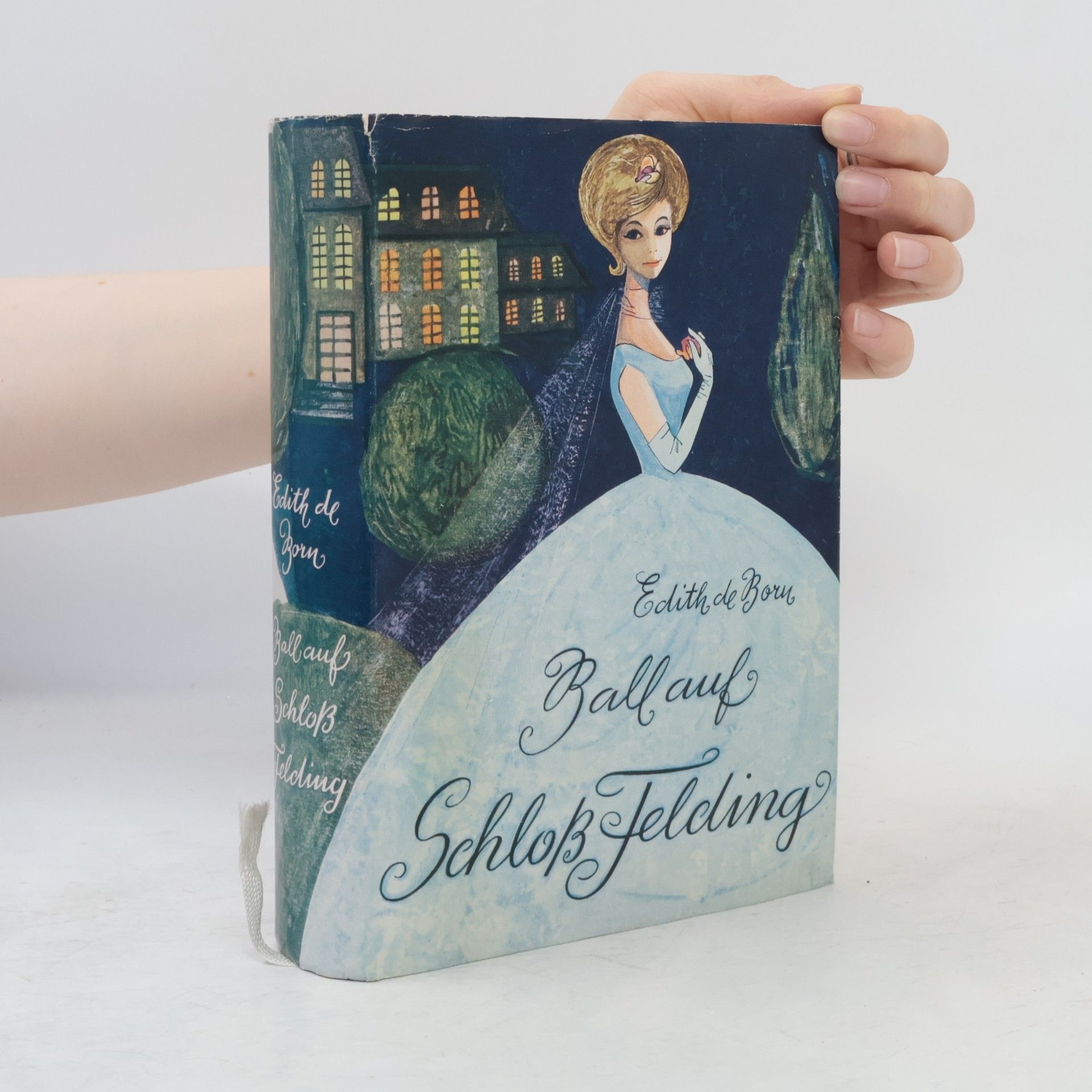 Edith de Born Ball auf Schloss Felding