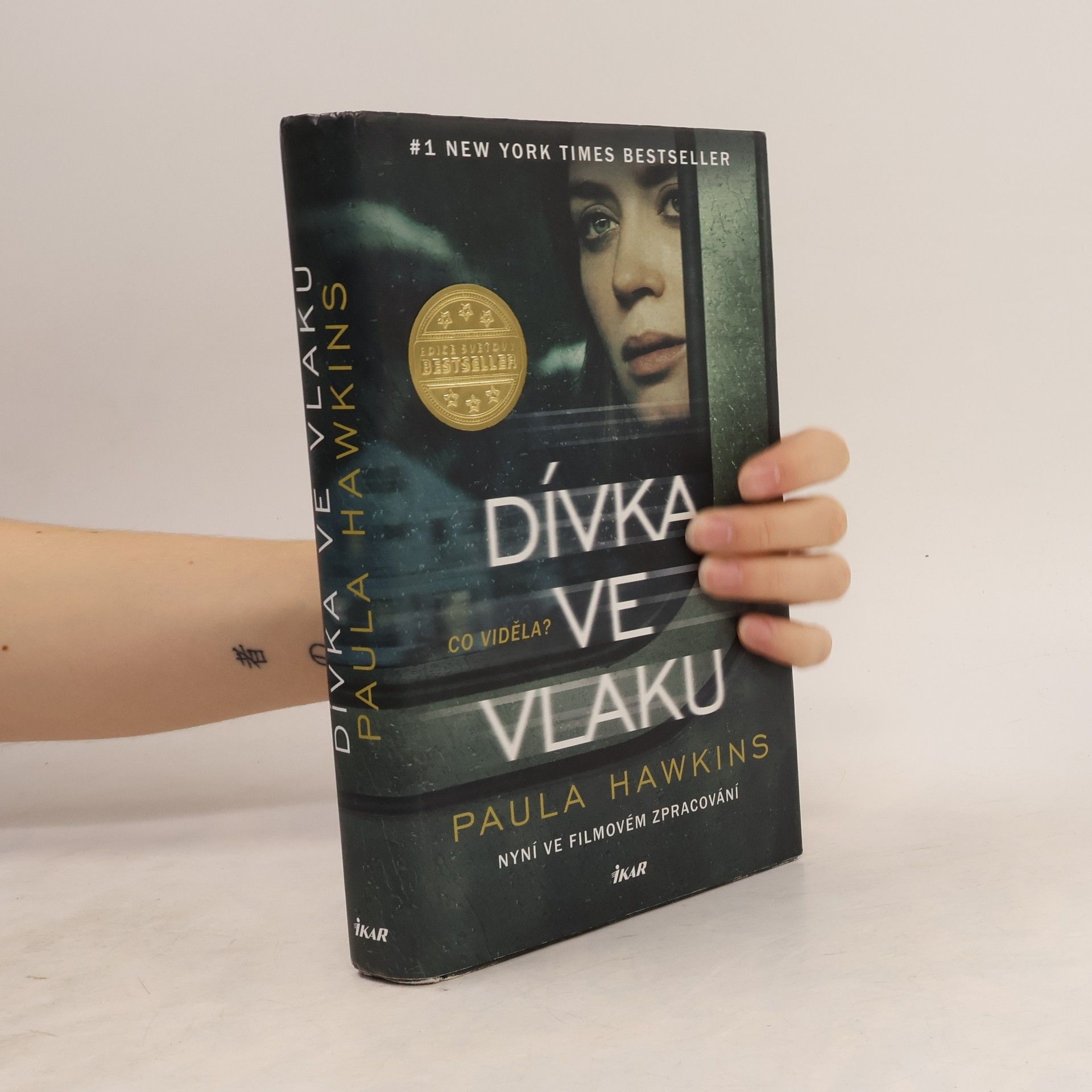 Paula Hawkins Dívka ve vlaku