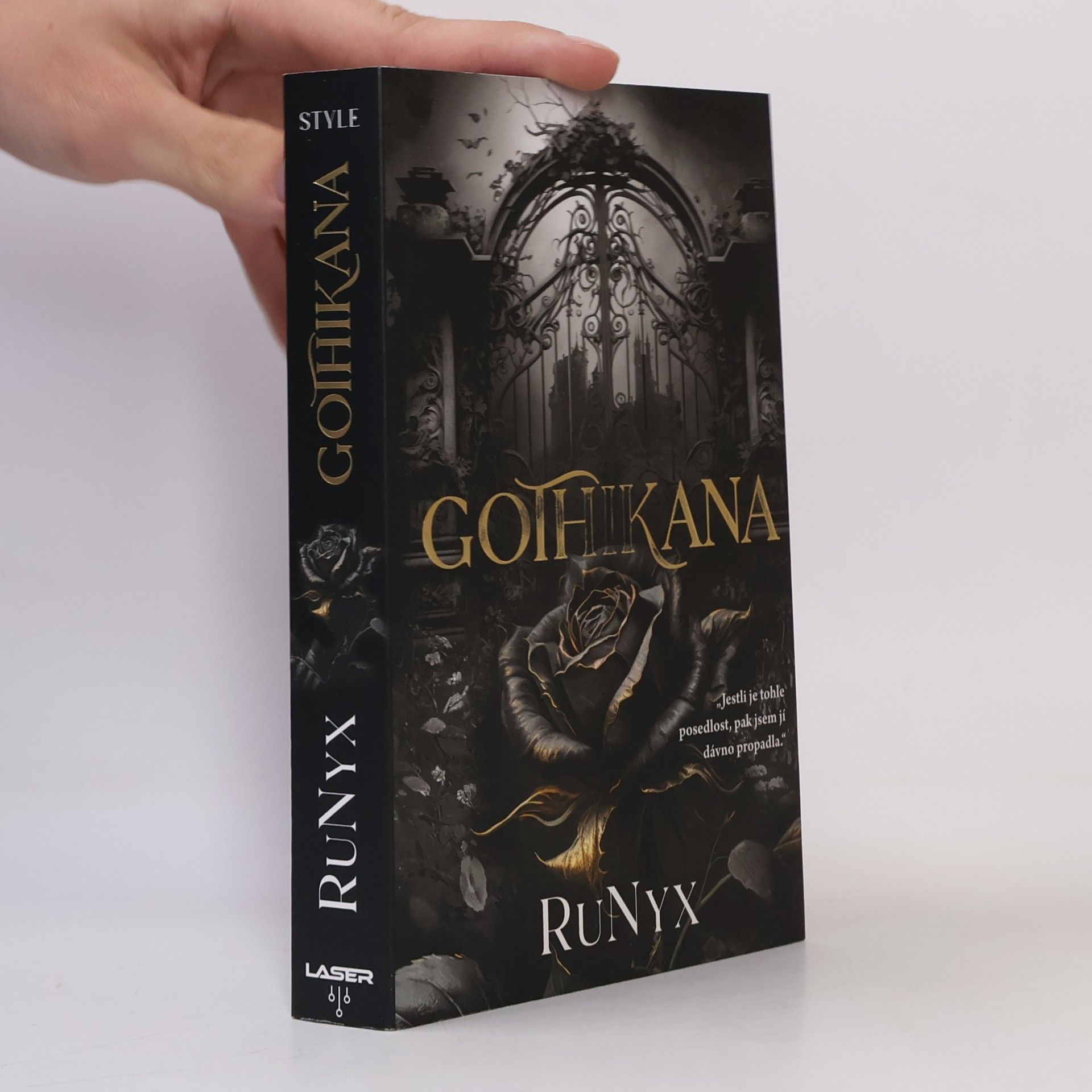 RuNyx Gothikana