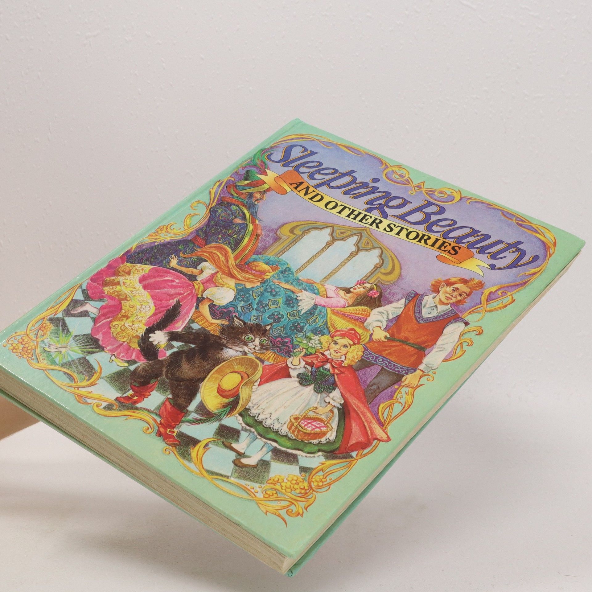 Various authors Sleeping beauty and other stories