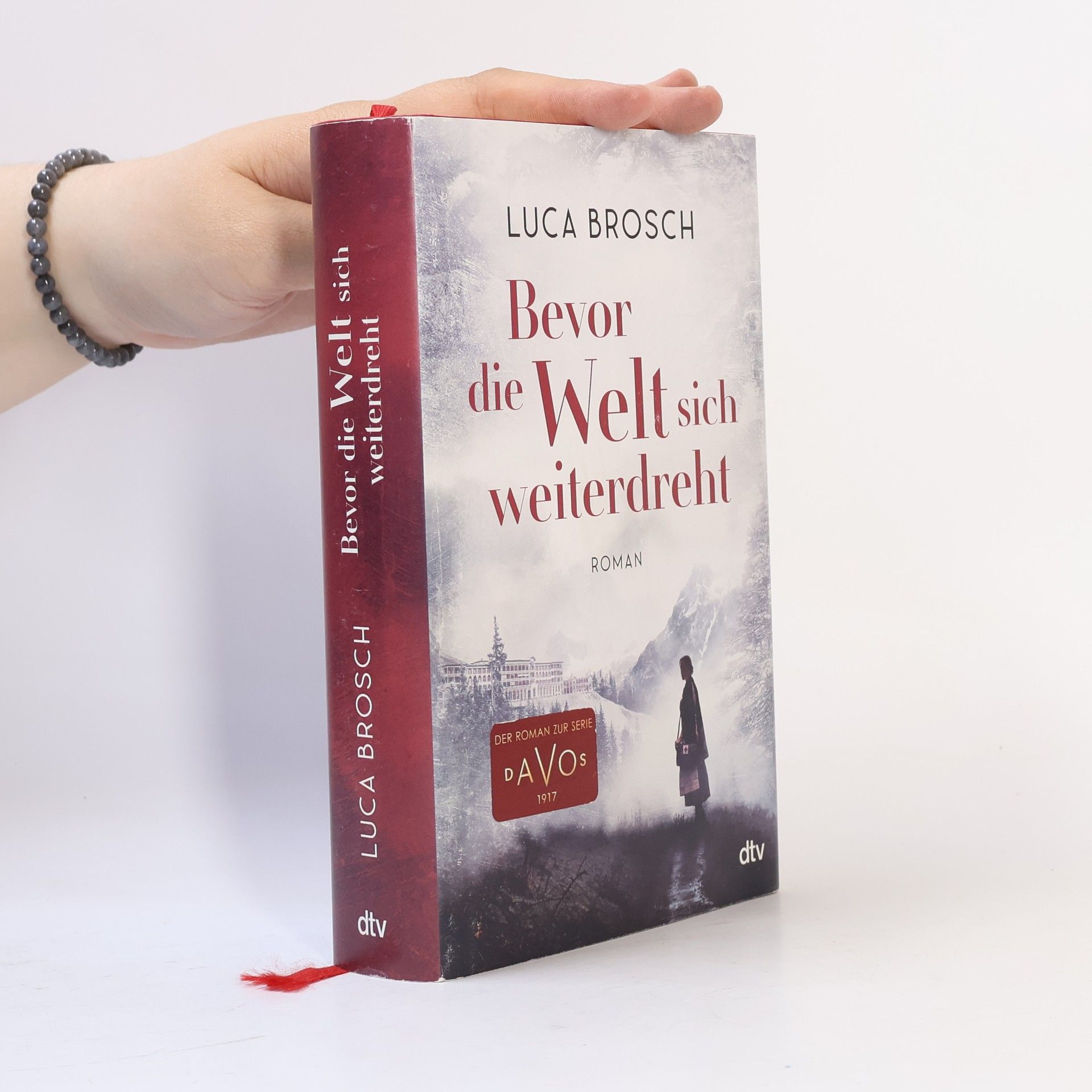 Luca Brosch Bevor die Welt sich weiterdreht