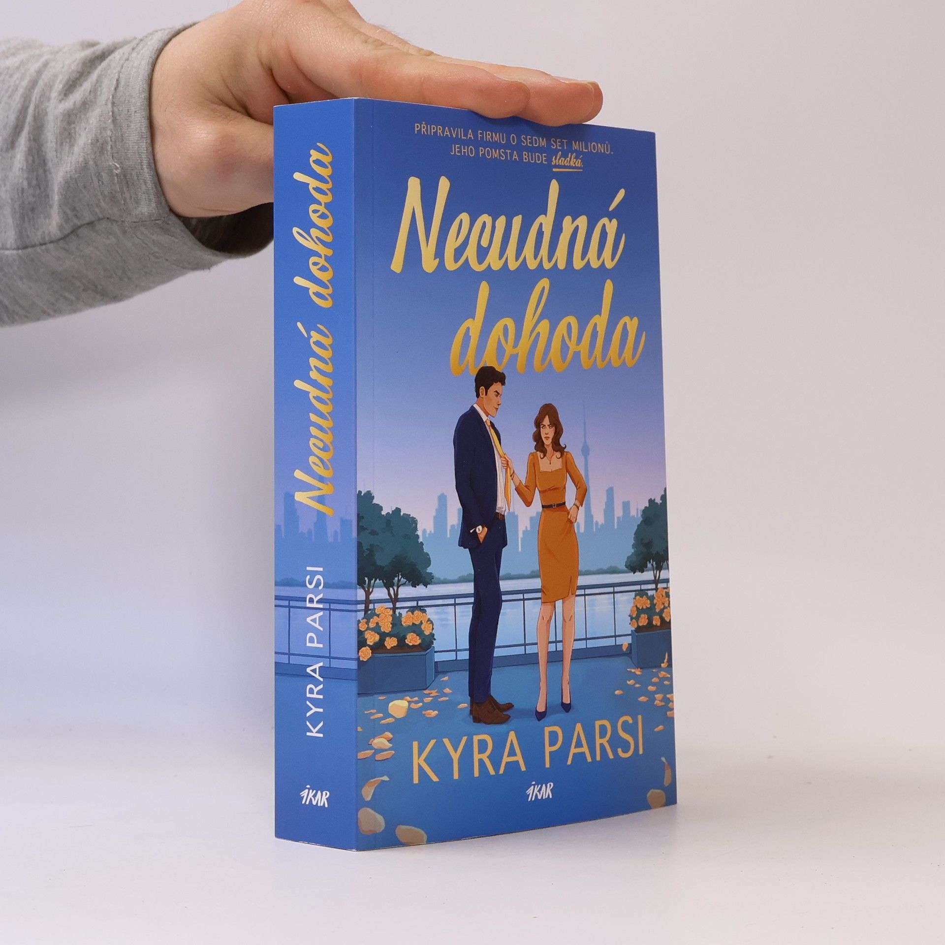 Kyra Parsi Necudná dohoda