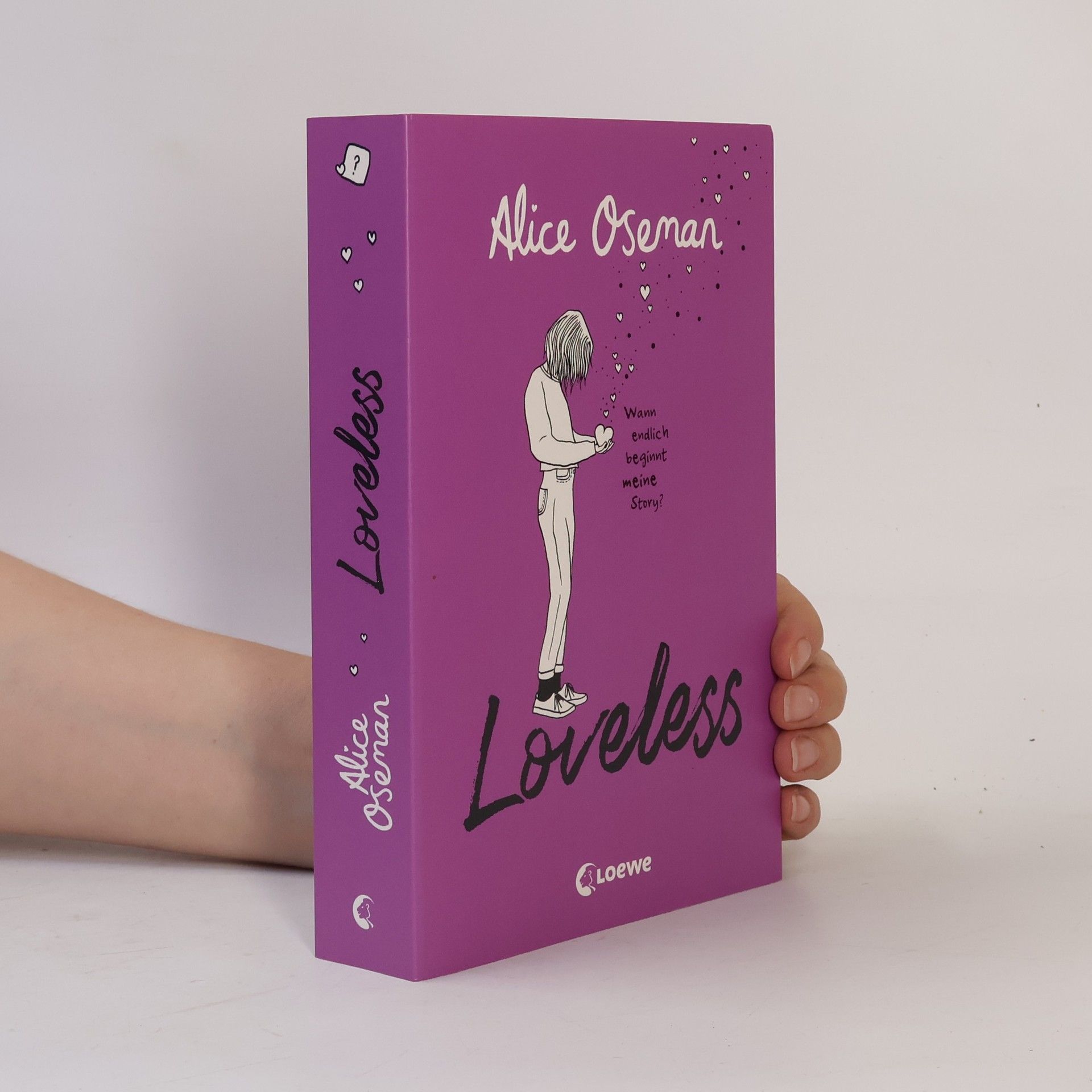 Alice Oseman Loveless