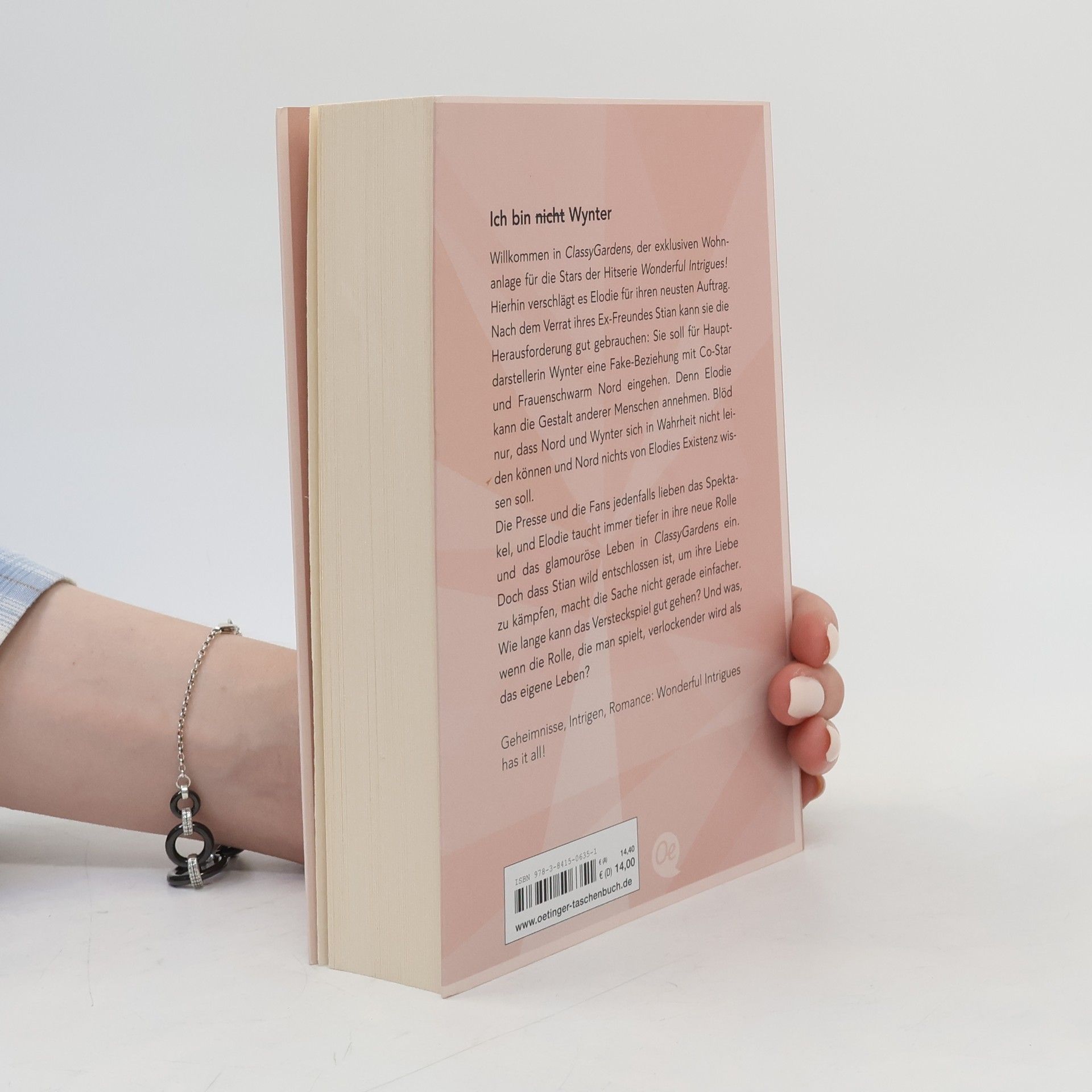 Evelyn Uebach Wonderful Intrigues