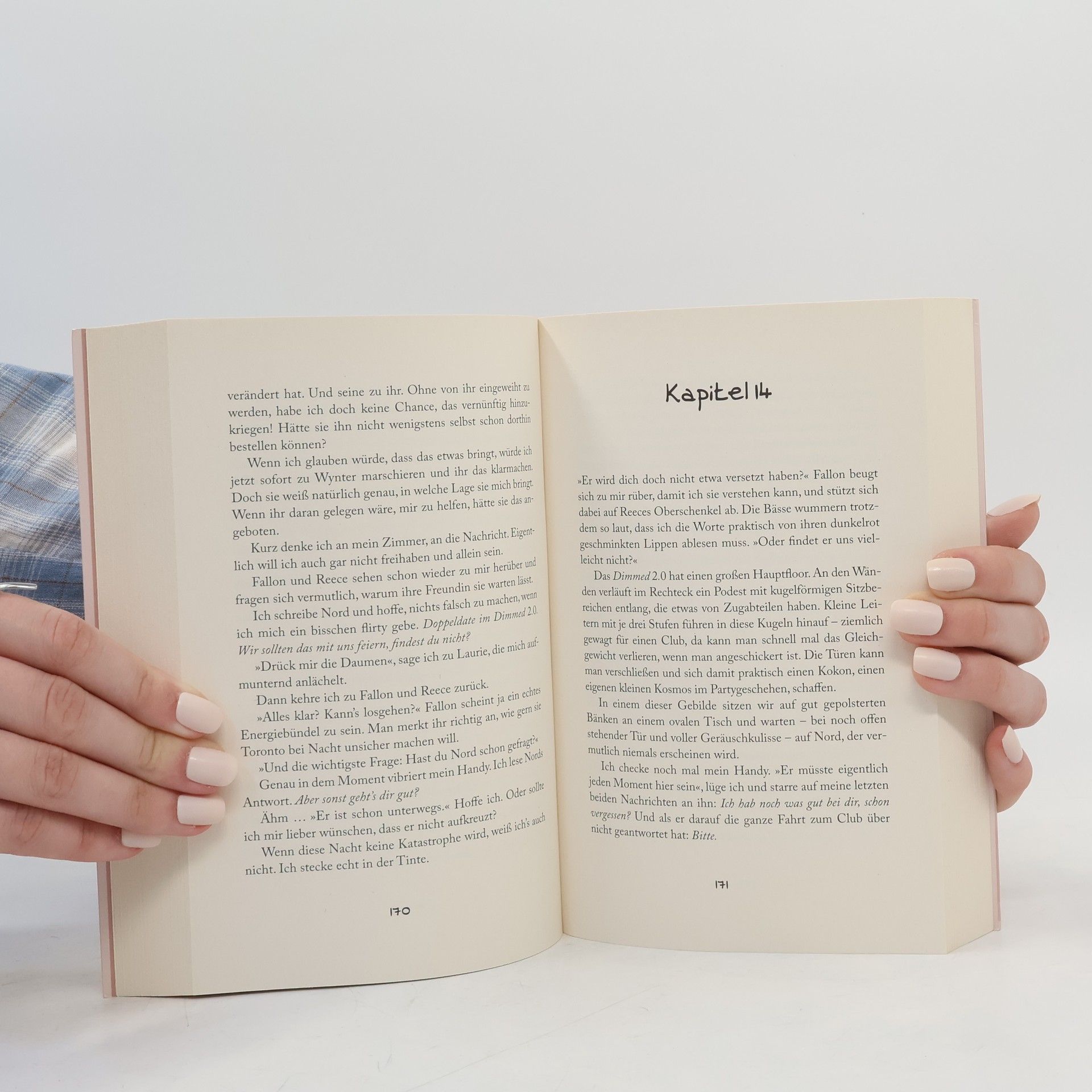 Evelyn Uebach Wonderful Intrigues