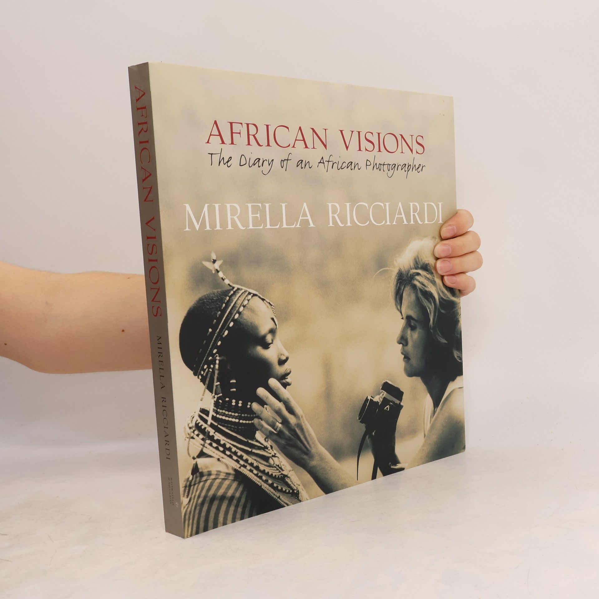 Mirella Ricciardi African Visions