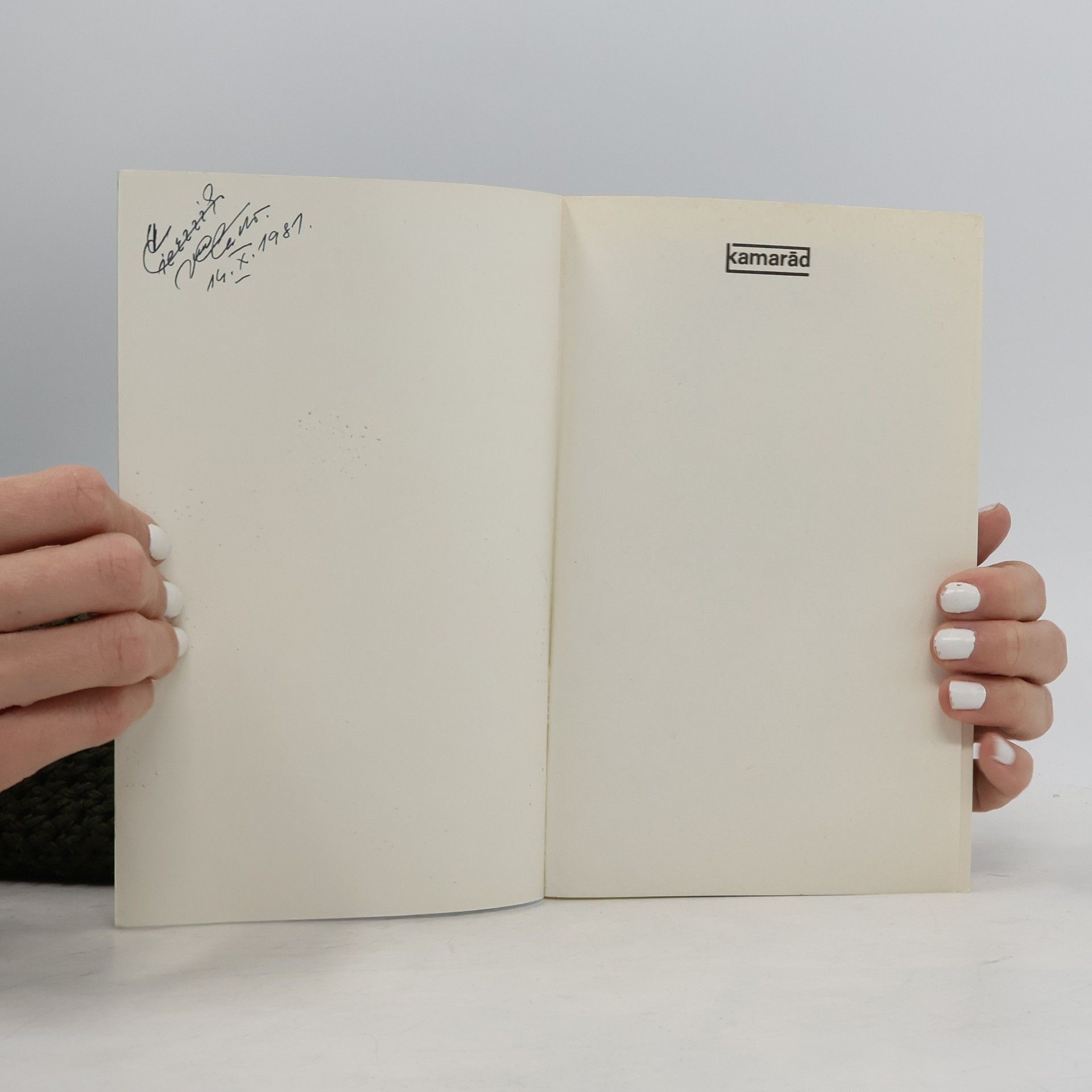 Arkadi Strugazki Poledne, XXII. století