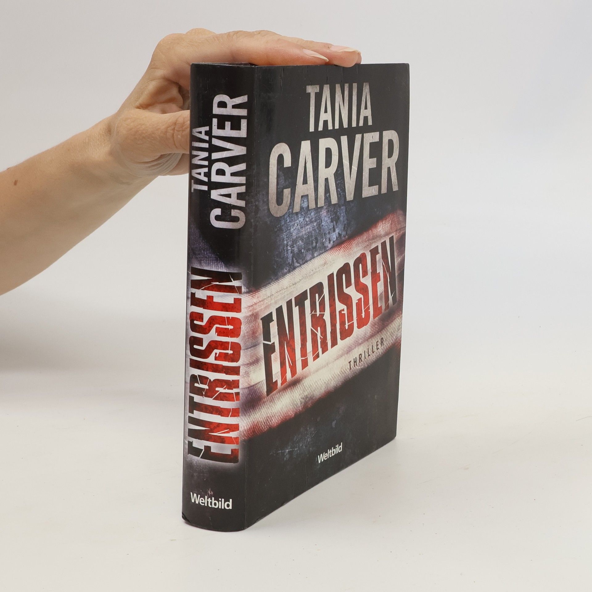 Tania Carver Entrissen