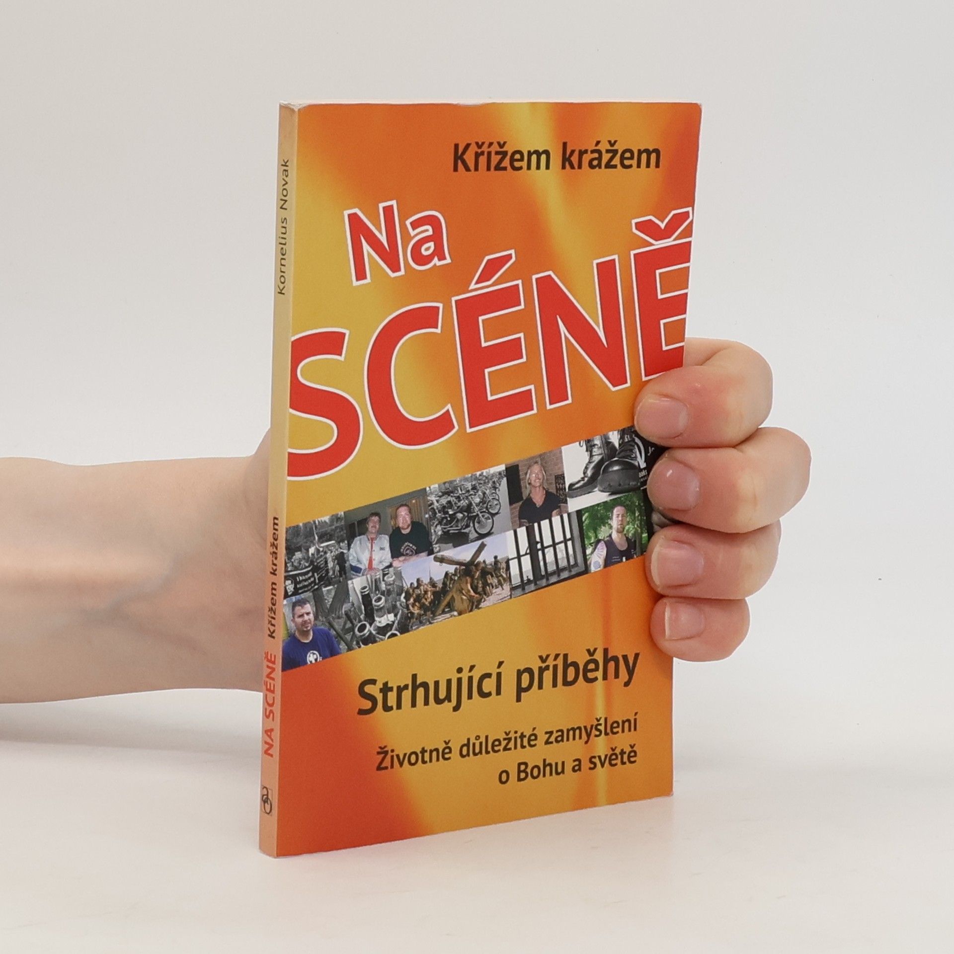 Kornelius Novak Křížem krážem na scéně