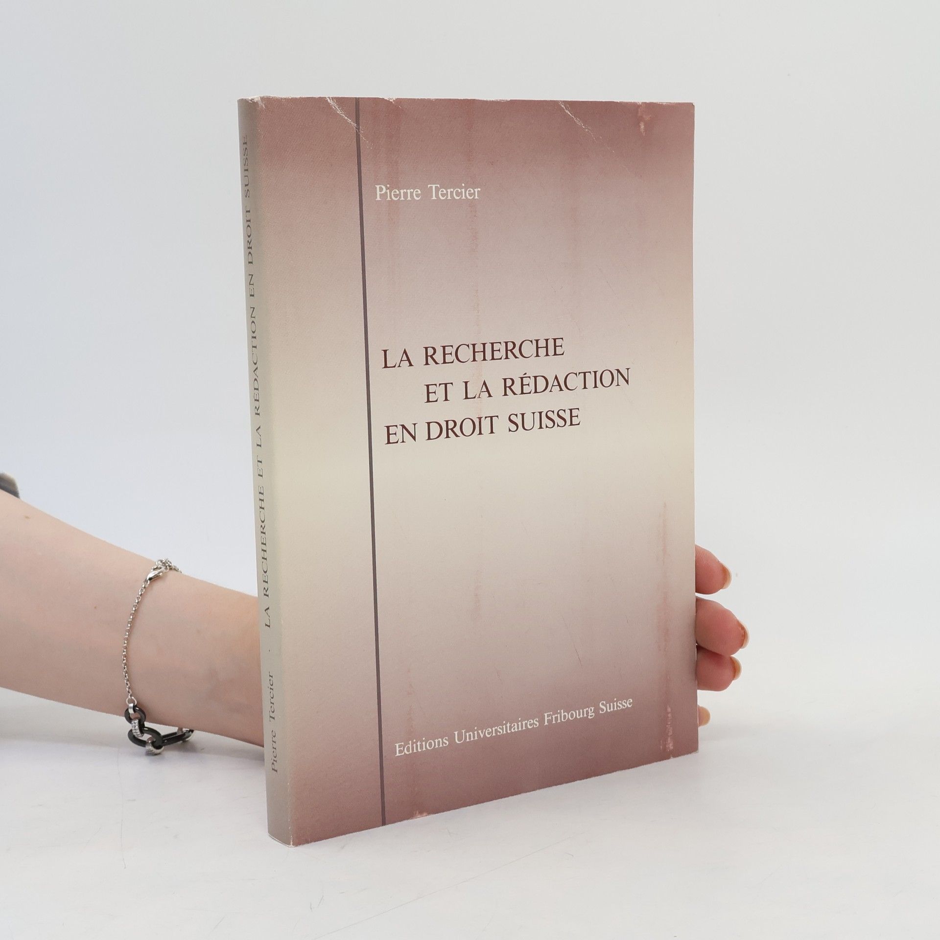 La recherche et la rédaction en droit Suisse