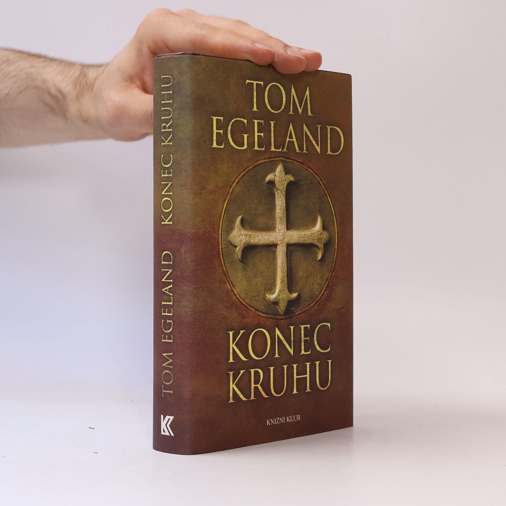 Tom Egeland Konec kruhu
