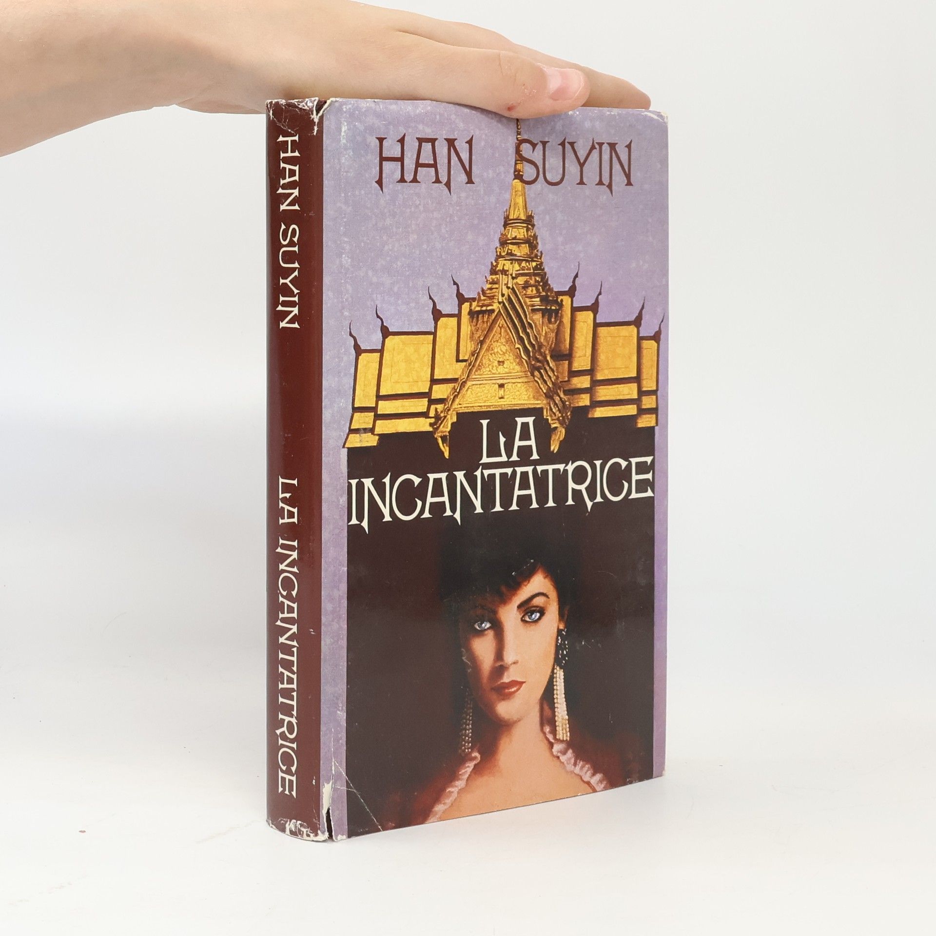 La incantatrice
