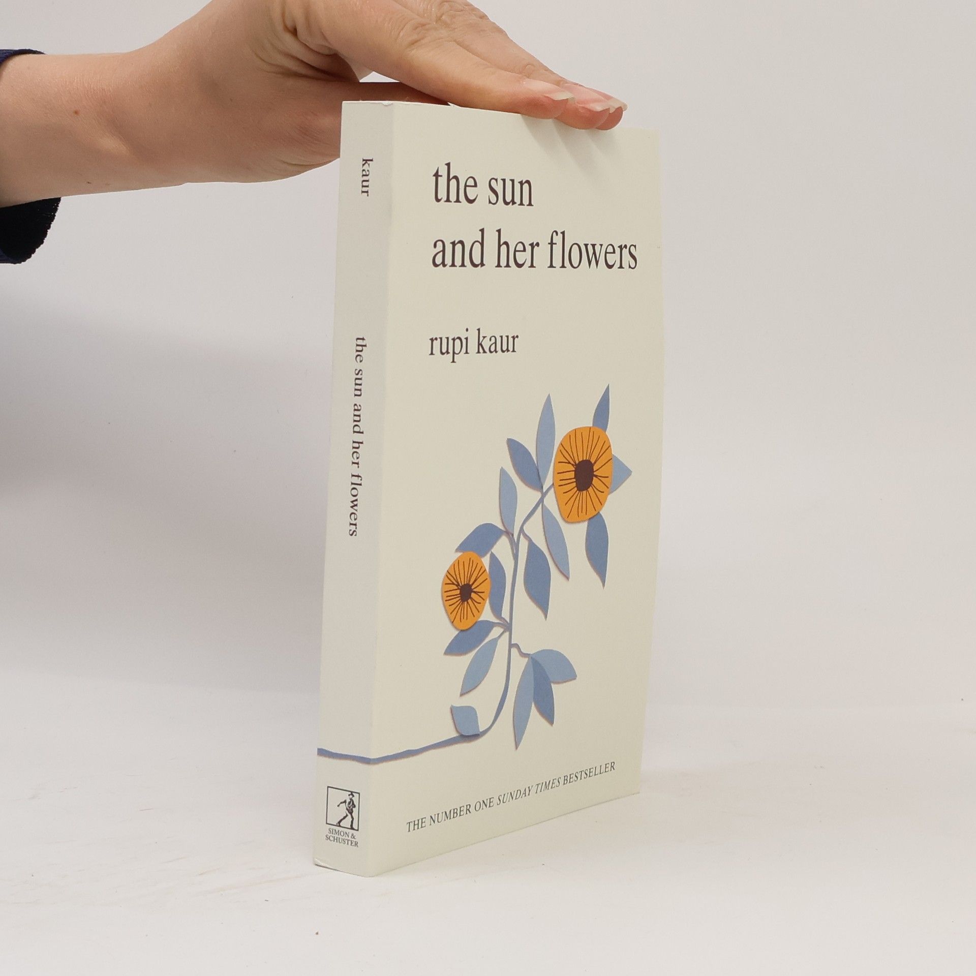 Rupi Kaur The Sun And Her Flowers