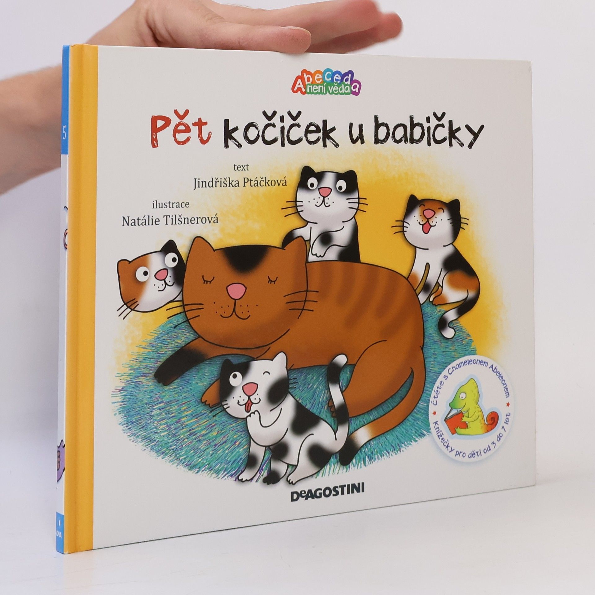 Jindřiška Ptáčková Pět kočiček u babičky