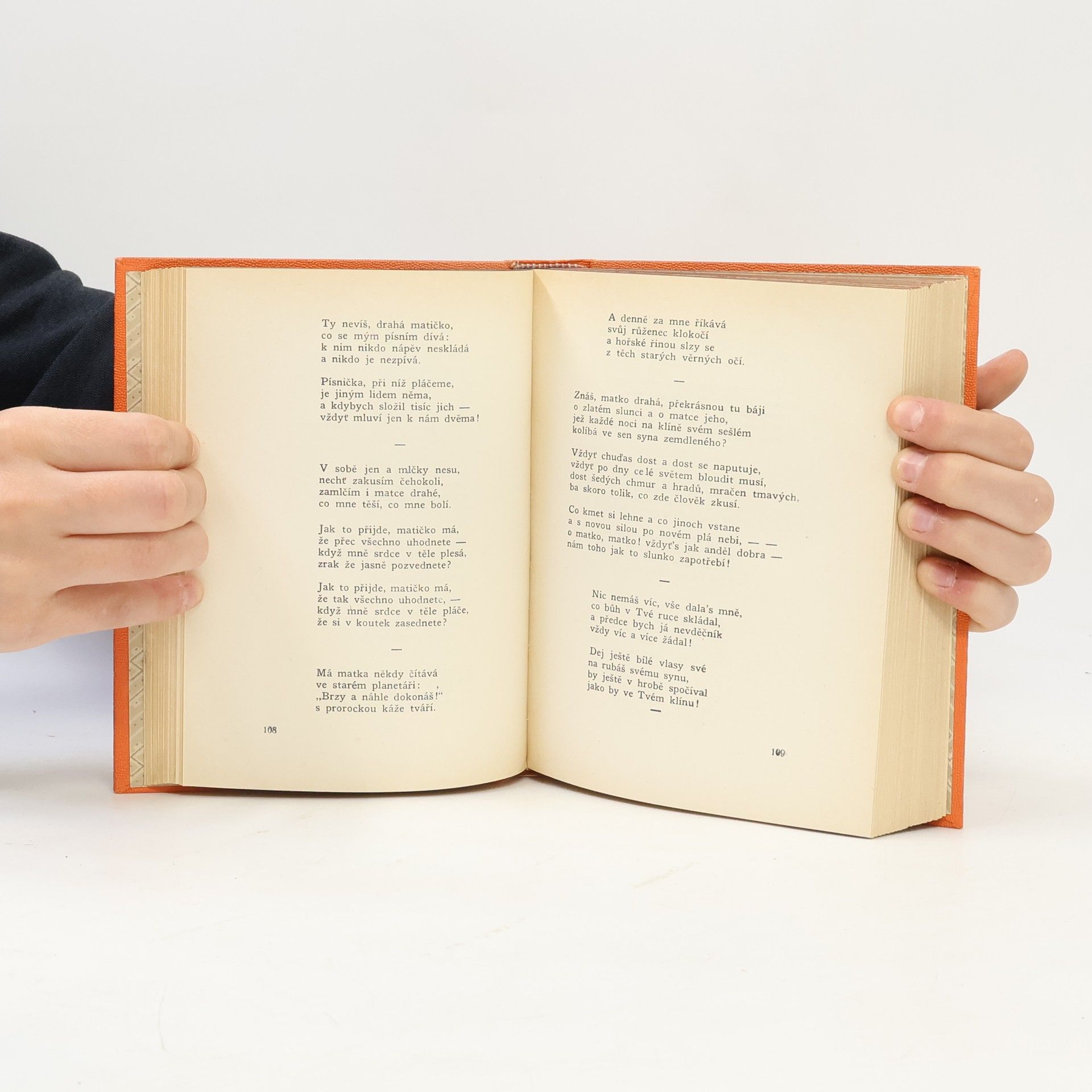 Jan Neruda Perly z díla Jana Nerudy VI. Výbor básní