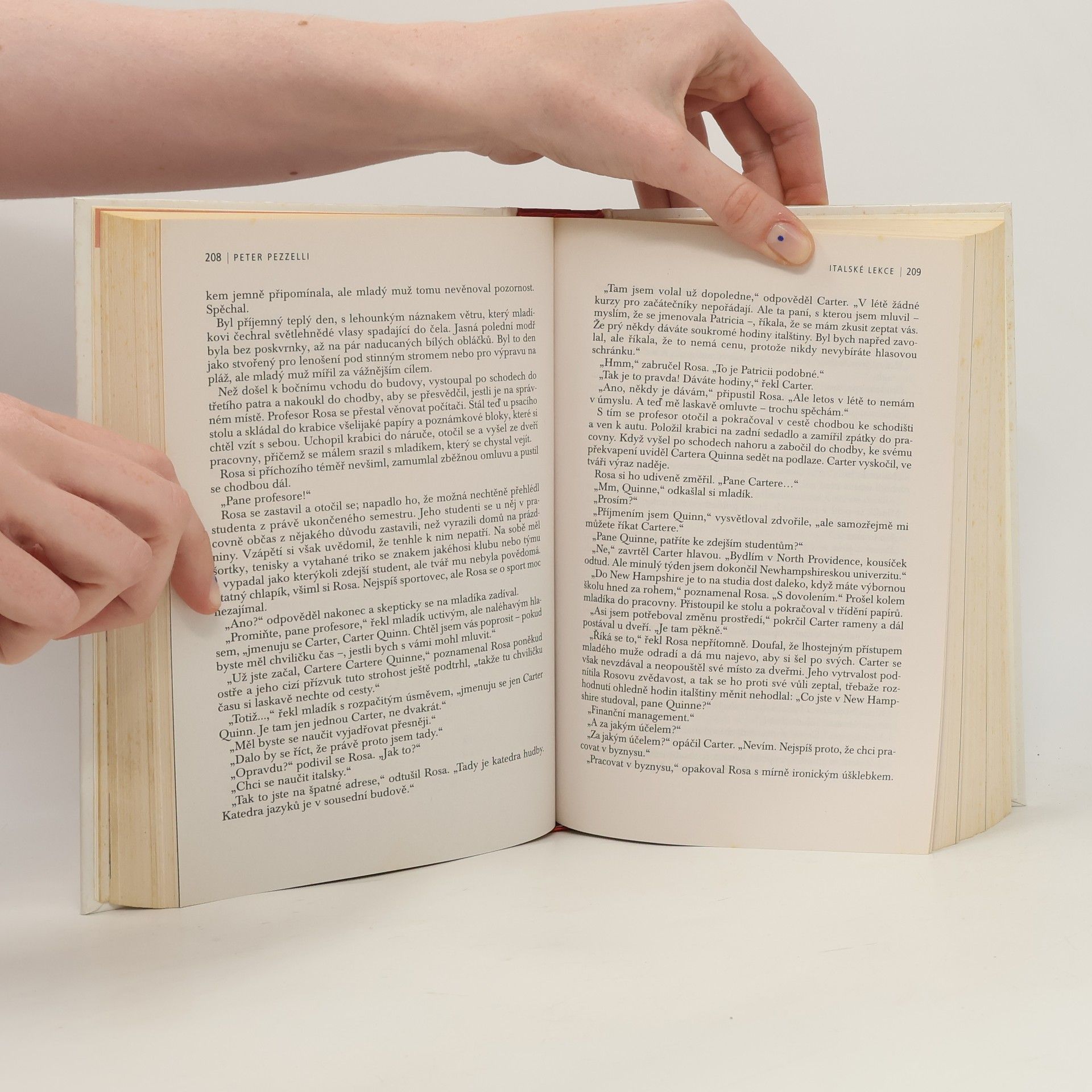Wilbur A. Smith Asagaj, Italské lekce, Temnější než noc, Spolek přátel krásné literatury a bramborových koláčů