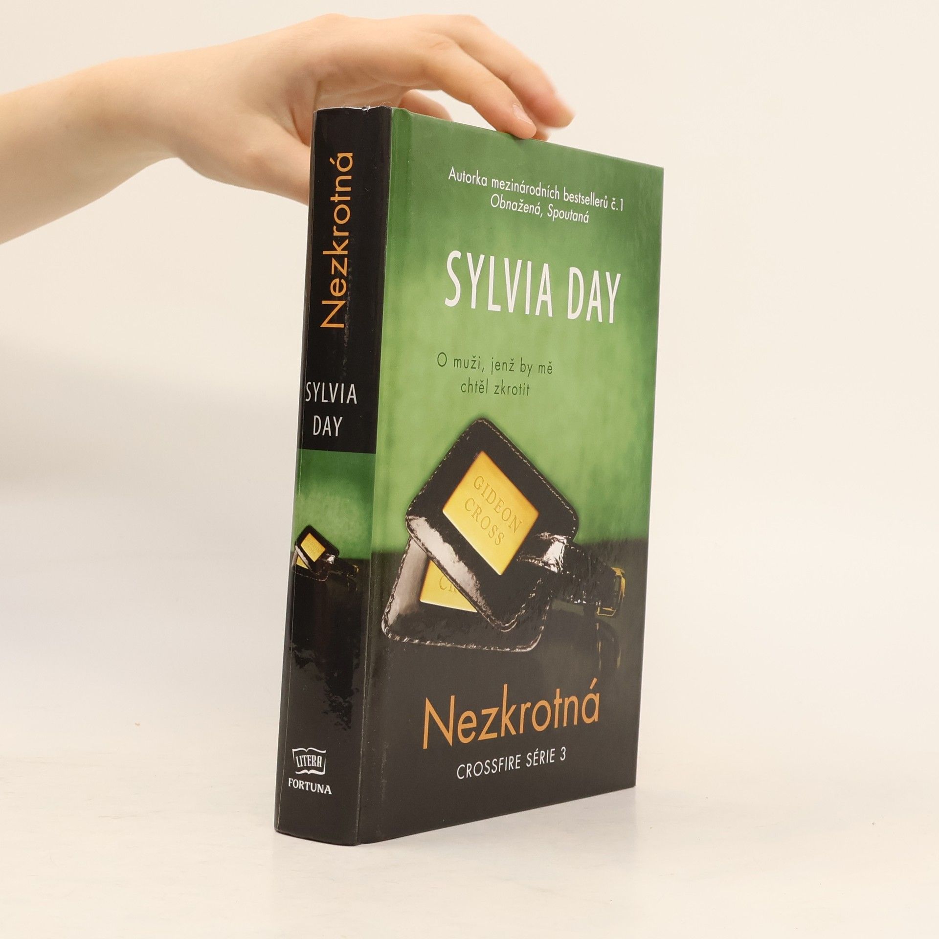 Sylvia Day Nezkrotná