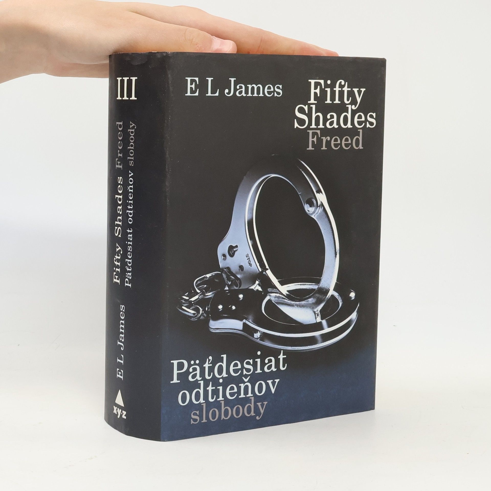 E. L. James Päťdesiat odtieňov slobody