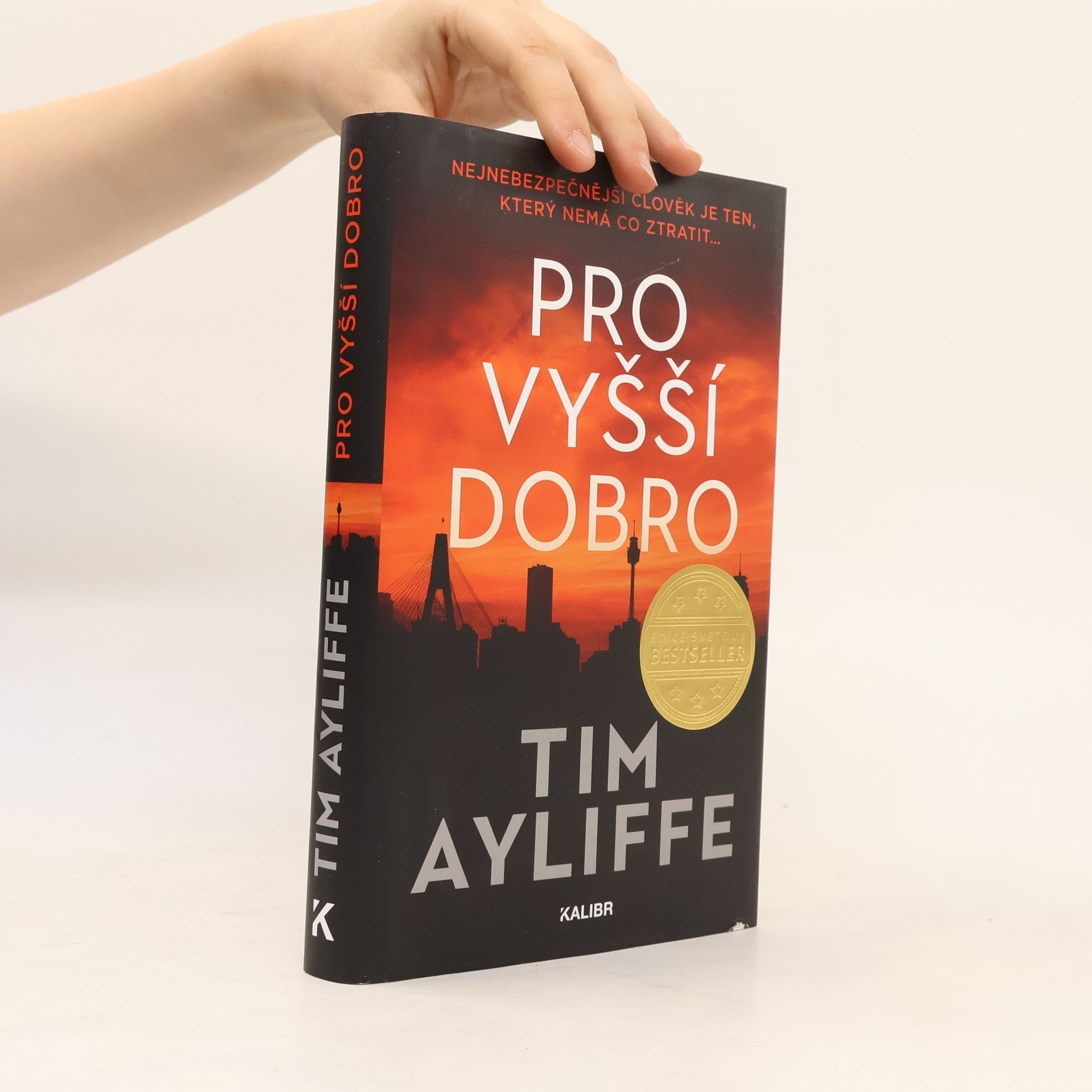 Tim Ayliffe Pro vyšší dobro