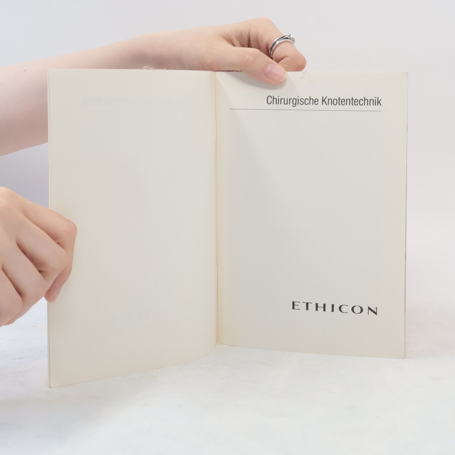 Autores varios Chirurgische Knotentechnik