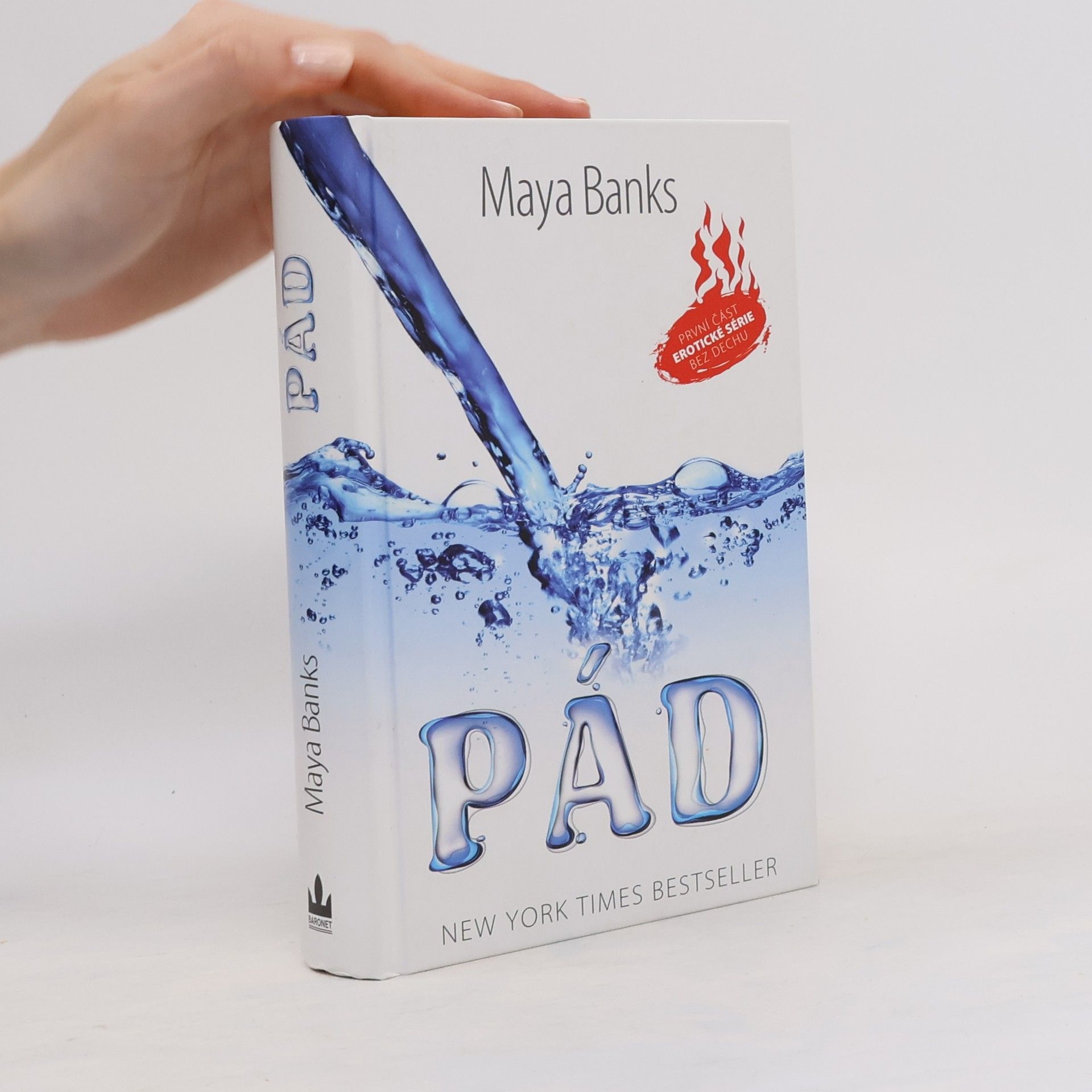 Maya Banks Pád