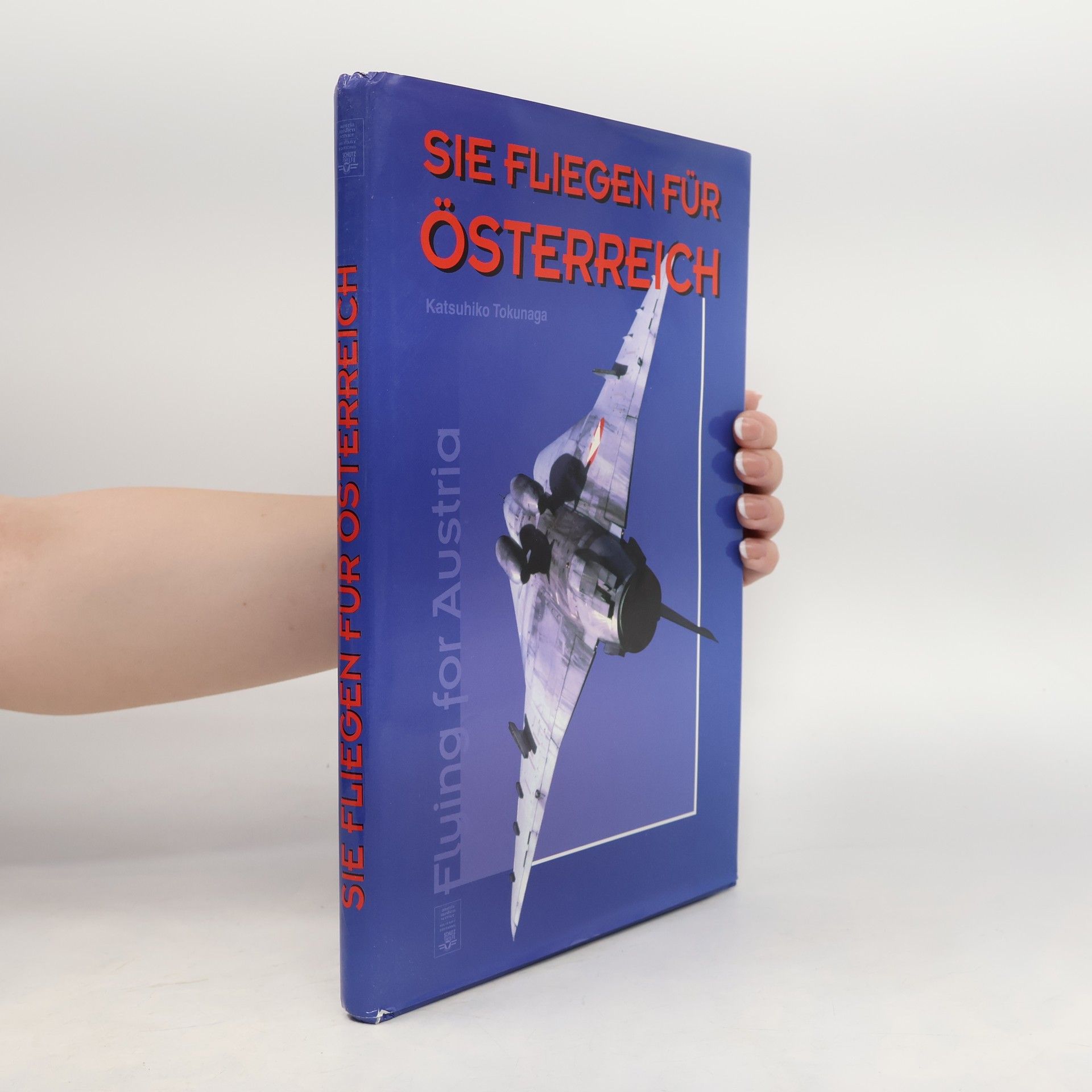 Katsuhiko Tokunaga Sie fliegen für Österreich