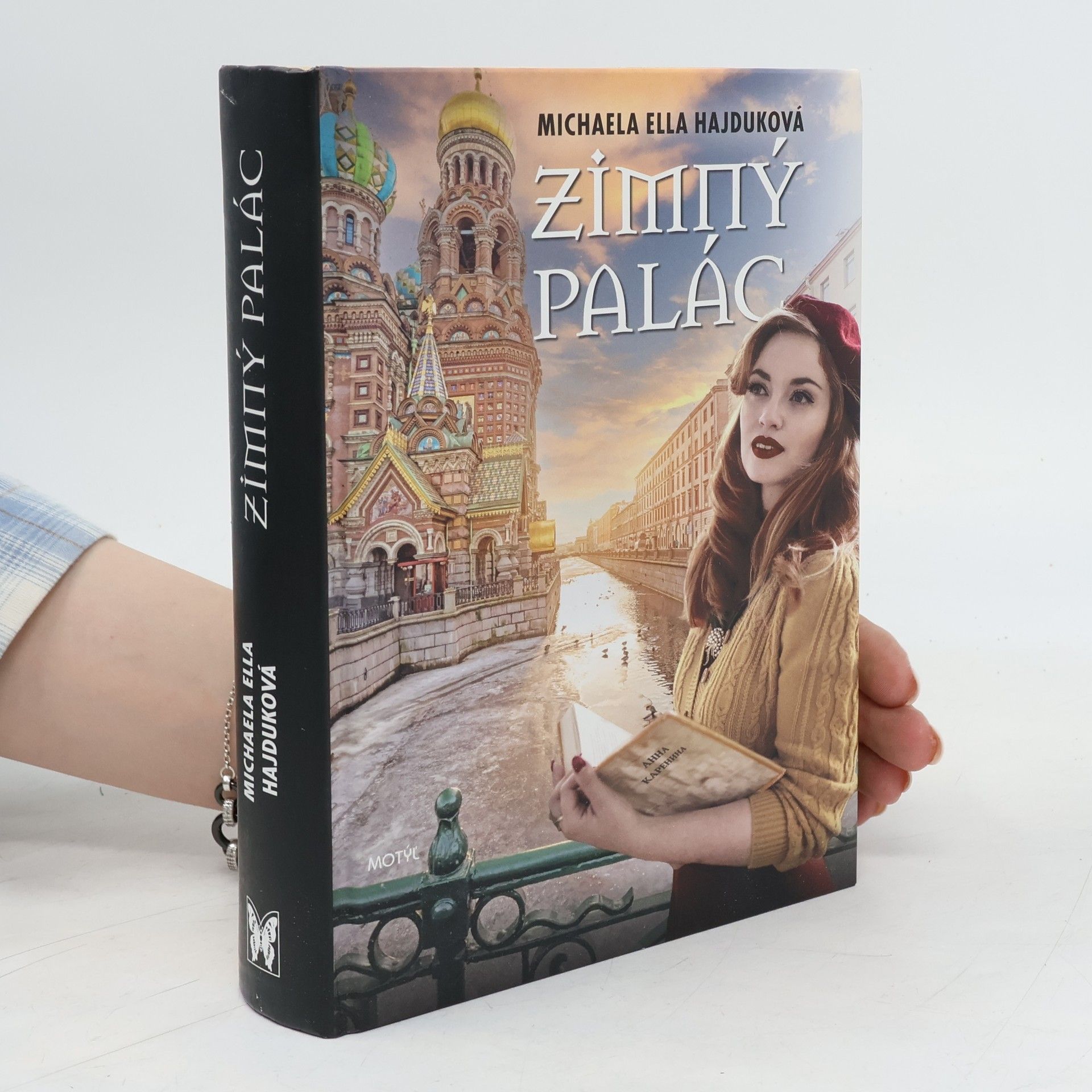 Michaela Ella Hajduková Zimný palác