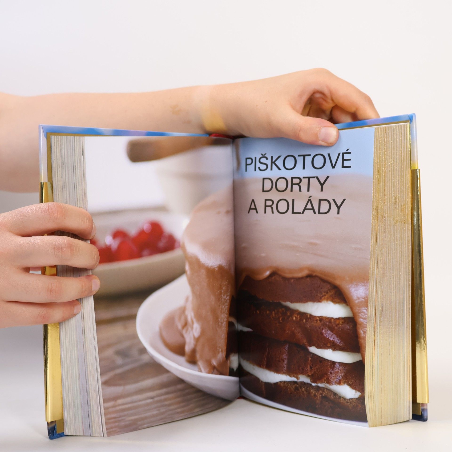 Autorenkollektiv Zlatá kniha dezertů