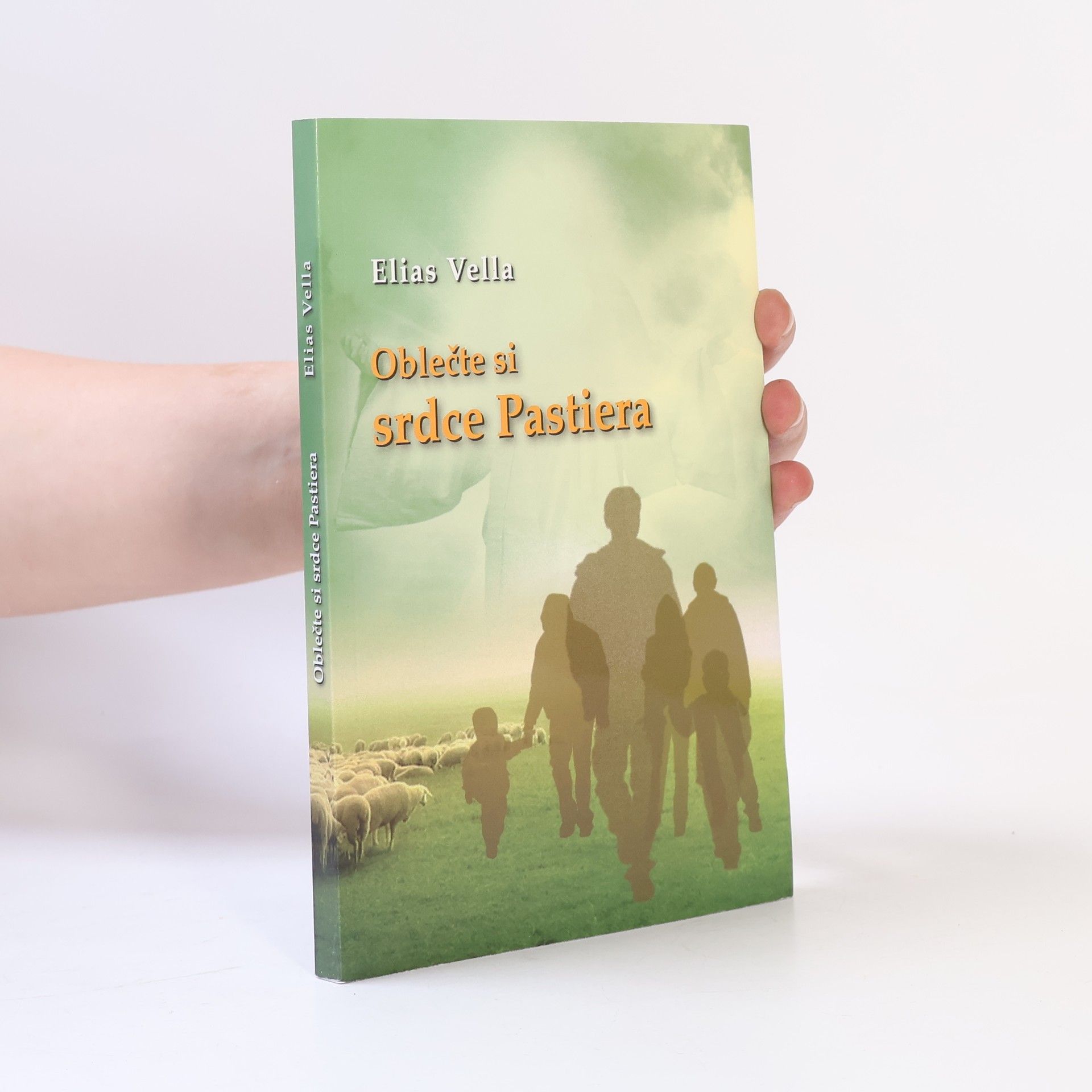 Elias Vella Oblečte si srdce Pastiera
