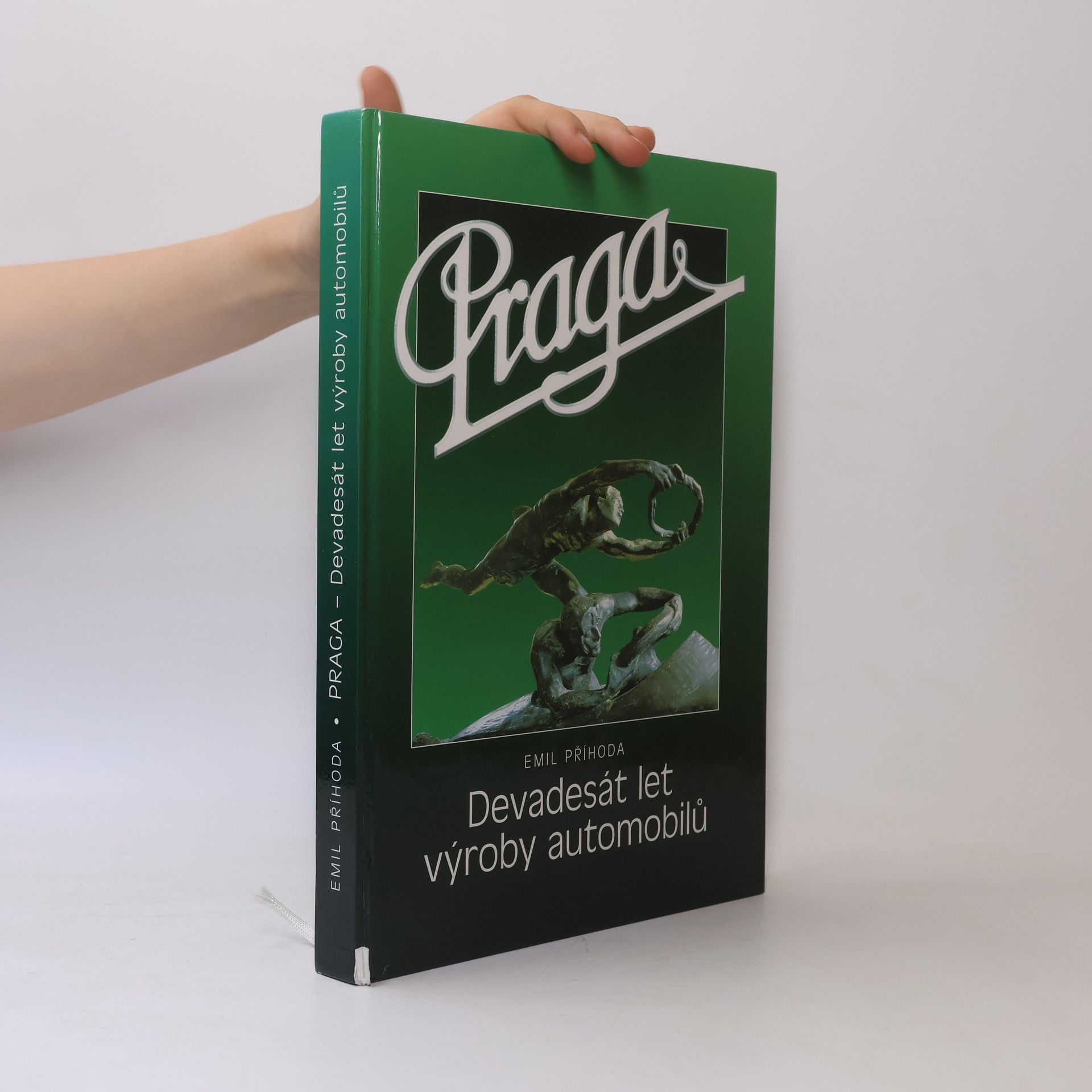 Emil Příhoda Praga : devadesát let výroby automobilů