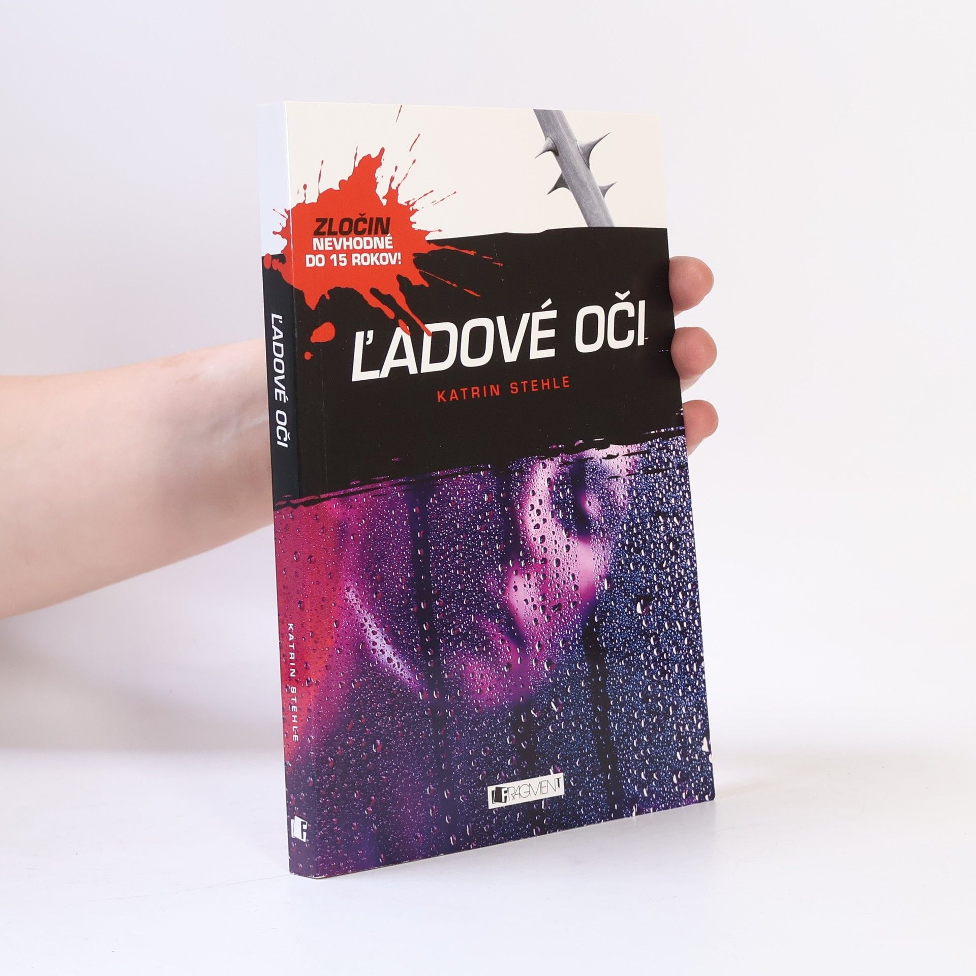 Karin Stehle Ľaďové oči