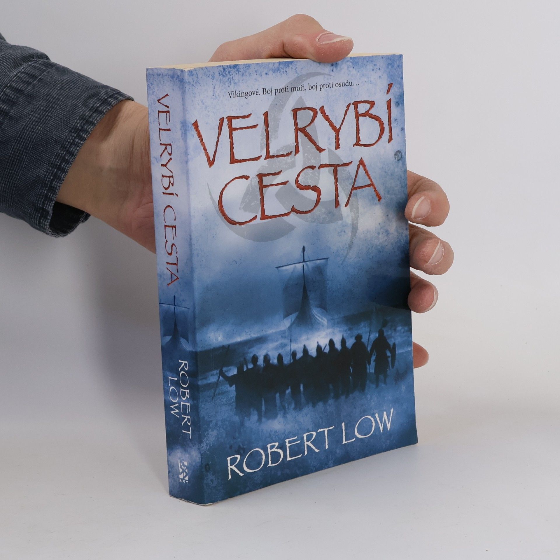 Robert Low Velrybí cesta