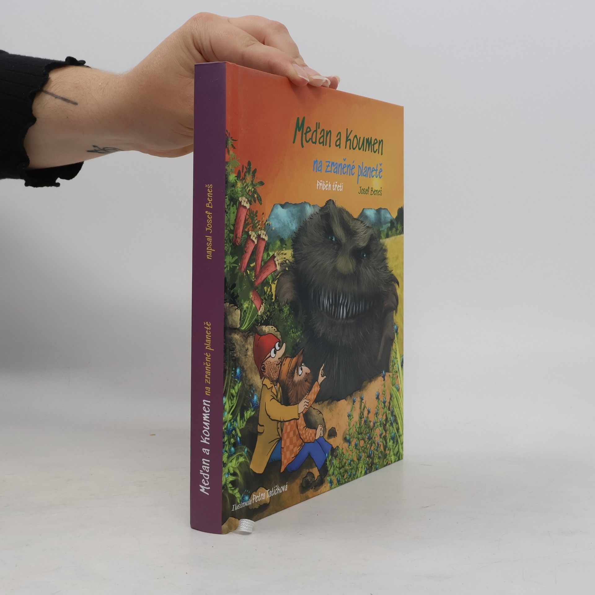 Josef Beneš (autor knih pro děti) Meďan a Koumen na zraněné planetě. Příběh třetí