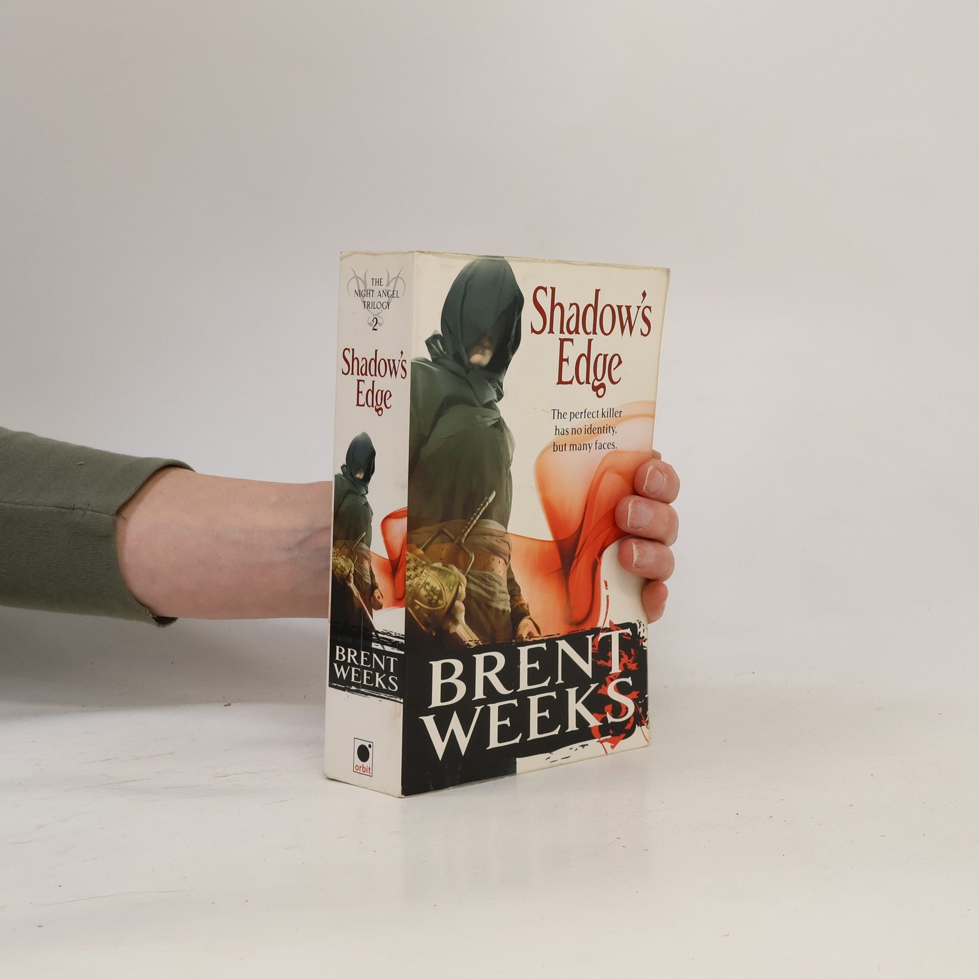 Brent Weeks The Night Angel Trilogy - 2: Shadow's Edge