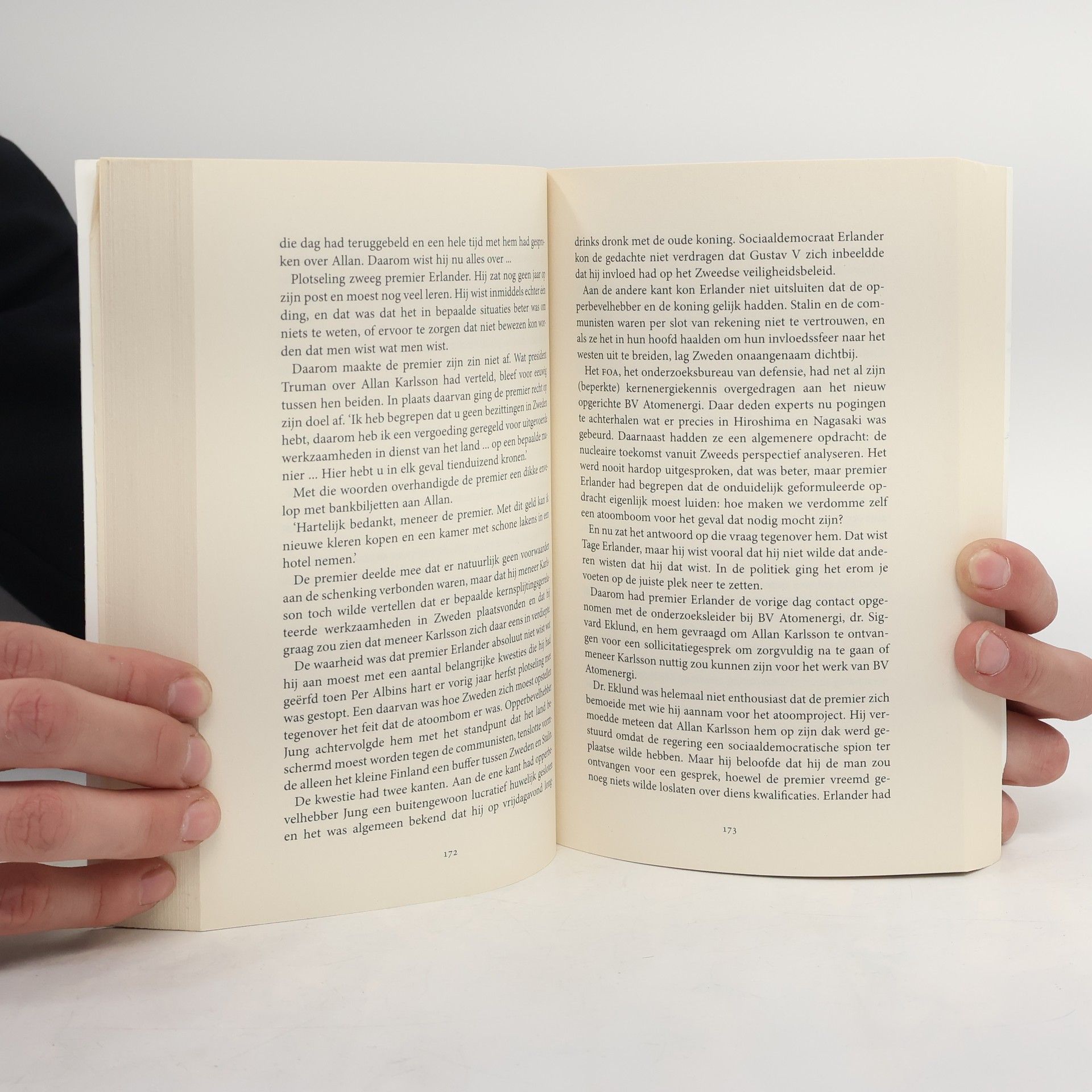 Jonas Jonasson De honderdjarige man die uit het raam klom en verdween