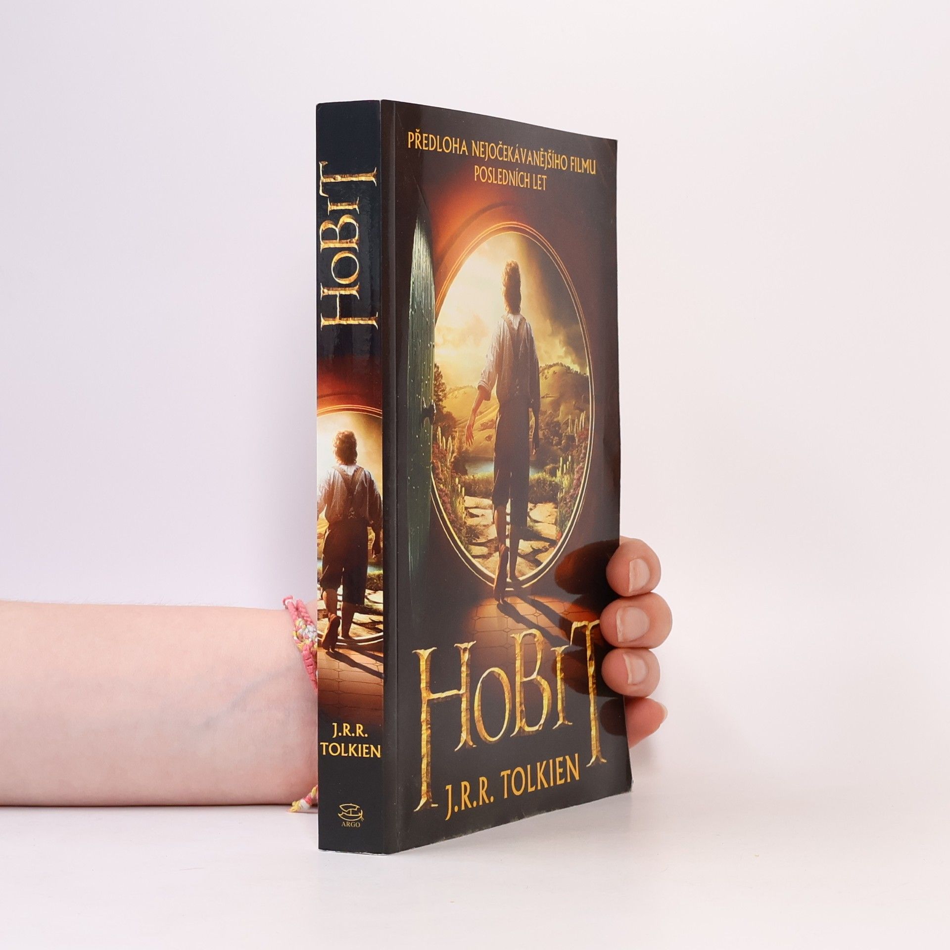 J. R. R. Tolkien Hobit, aneb, Cesta tam a zase zpátky