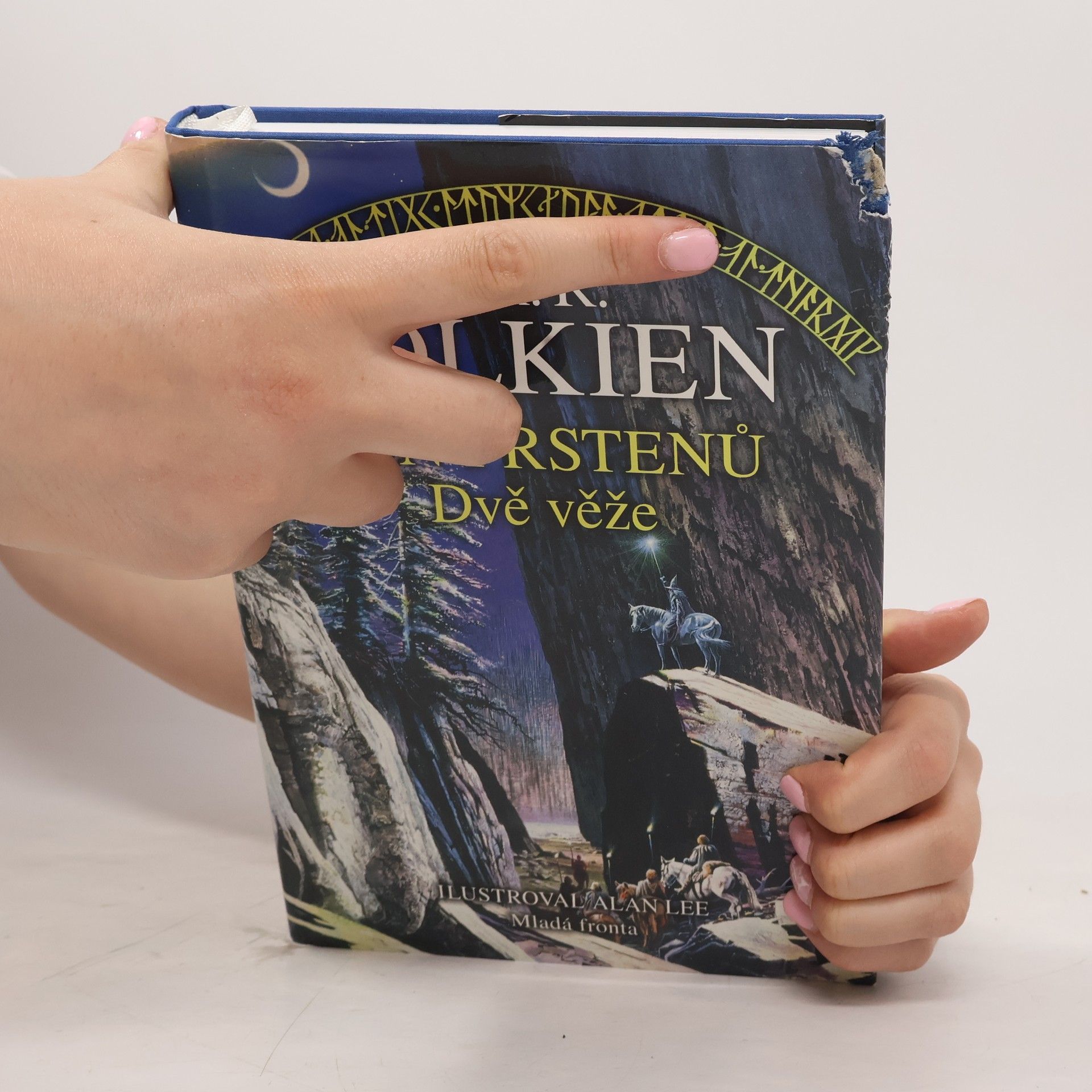 John Ronald Reuel Tolkien Pán prstenů. Dvě věže