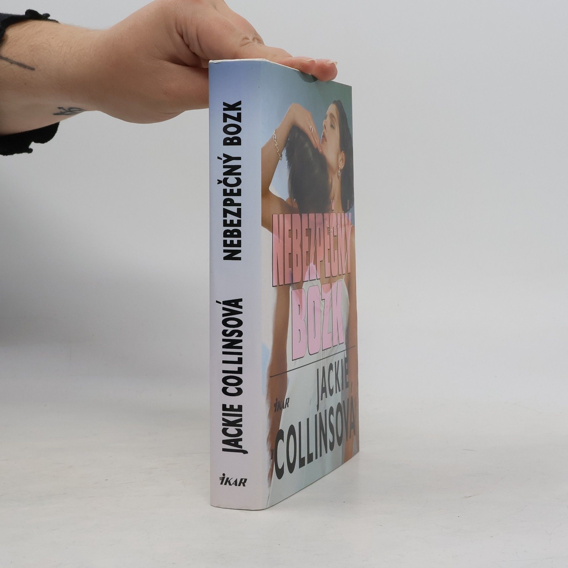 Jackie Collins Nebezpečný bozk