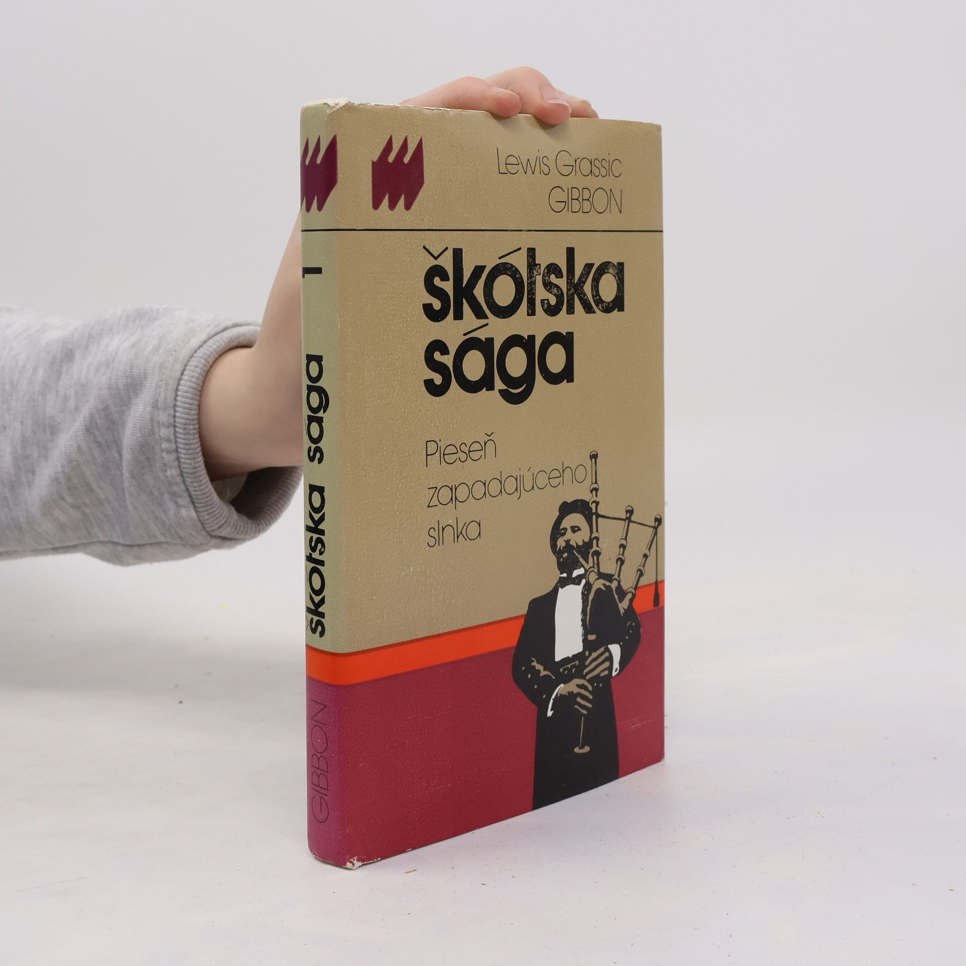 Škótska sága 1. Pieseň zapadujúceho slnka