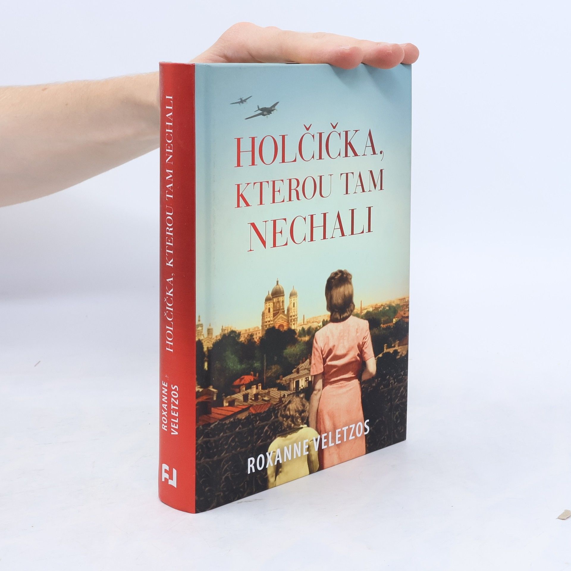 Roxanne Veletzos Holčička, kterou tam nechali