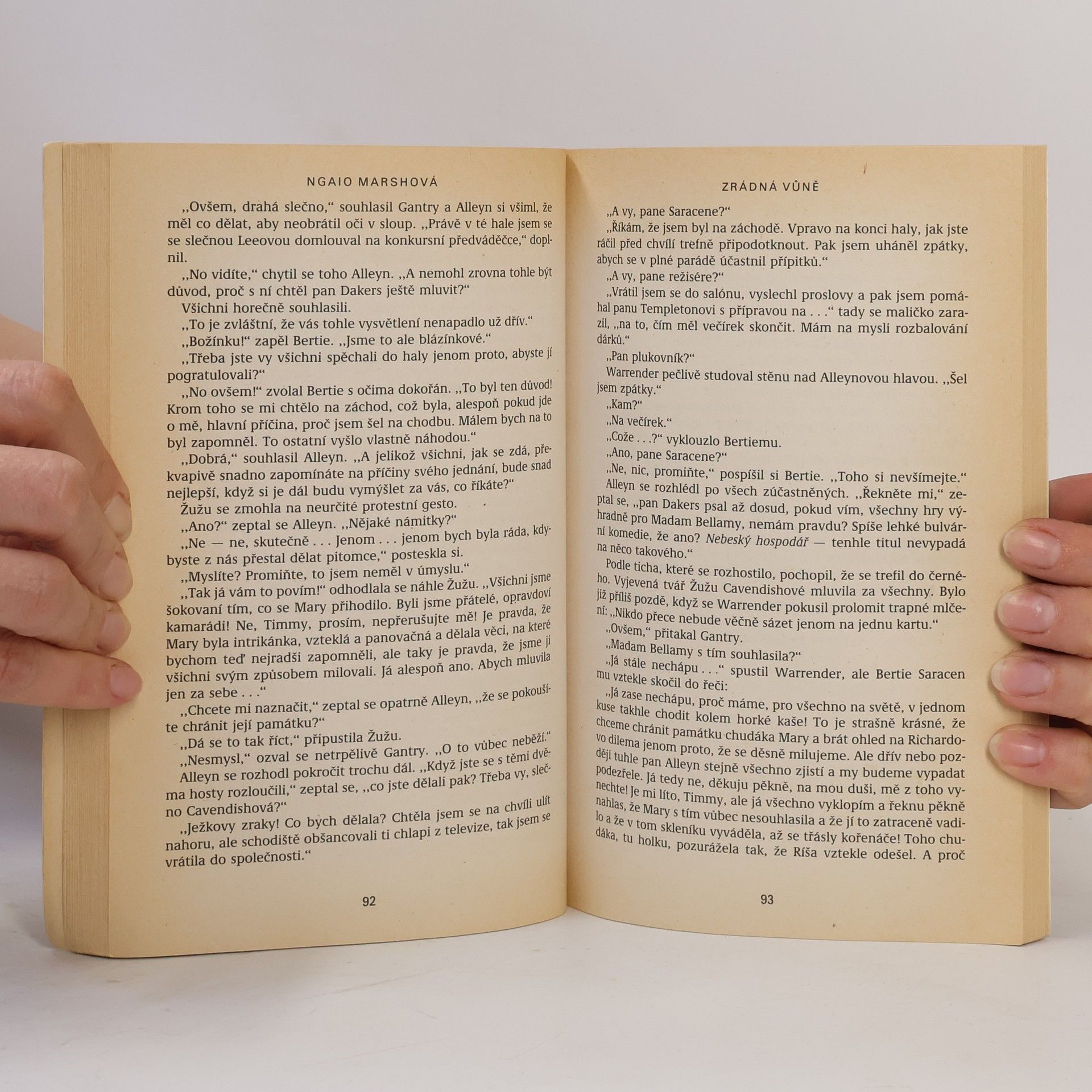 Ngaio Marsh Zrádná vůně