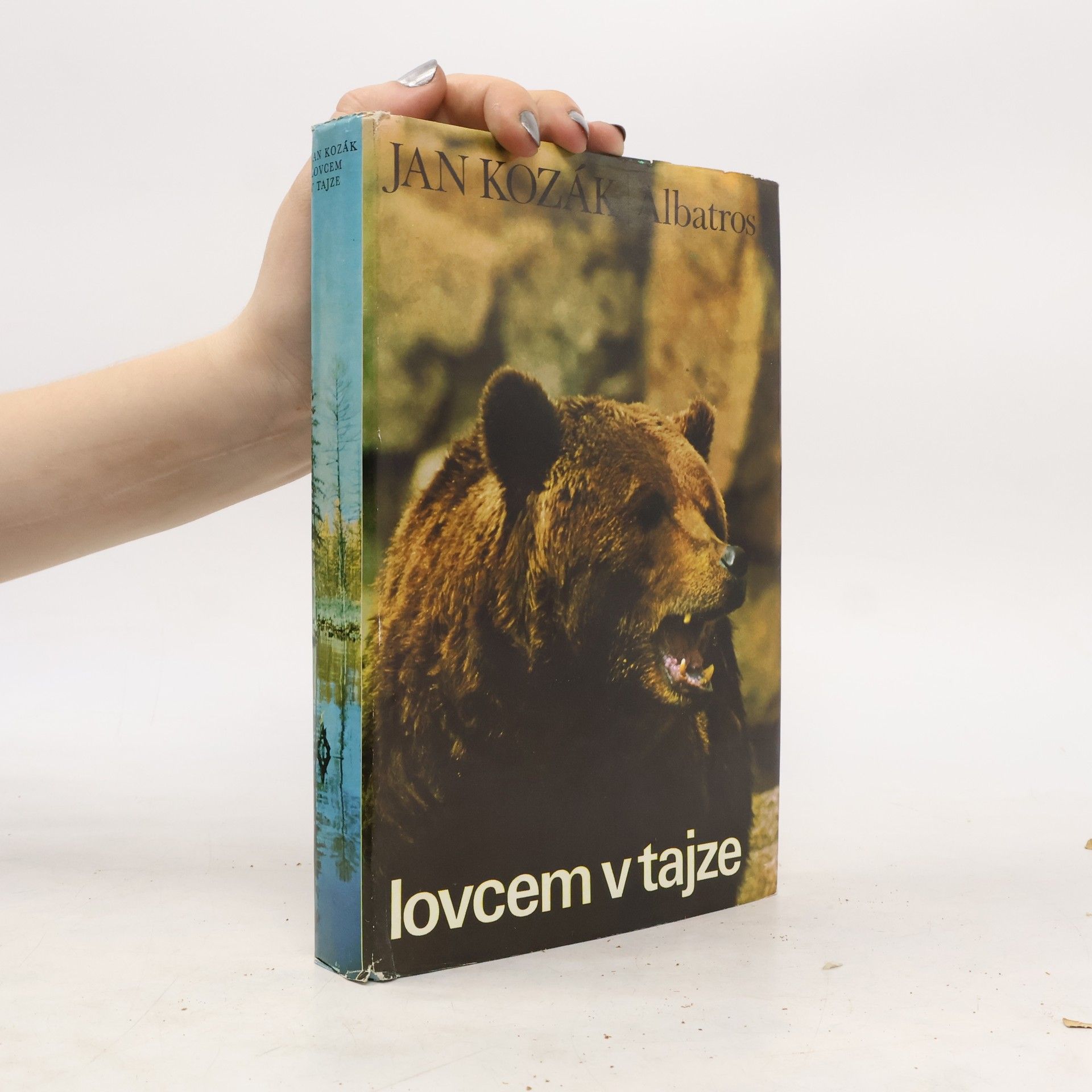 Lovcem v tajze