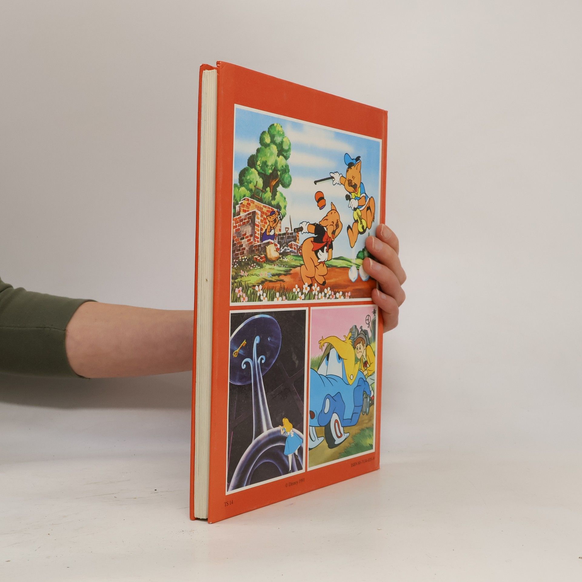 Walt Disney Alenka v kraji divů. Autíčko Modrásek. O třech malých prasátkách.