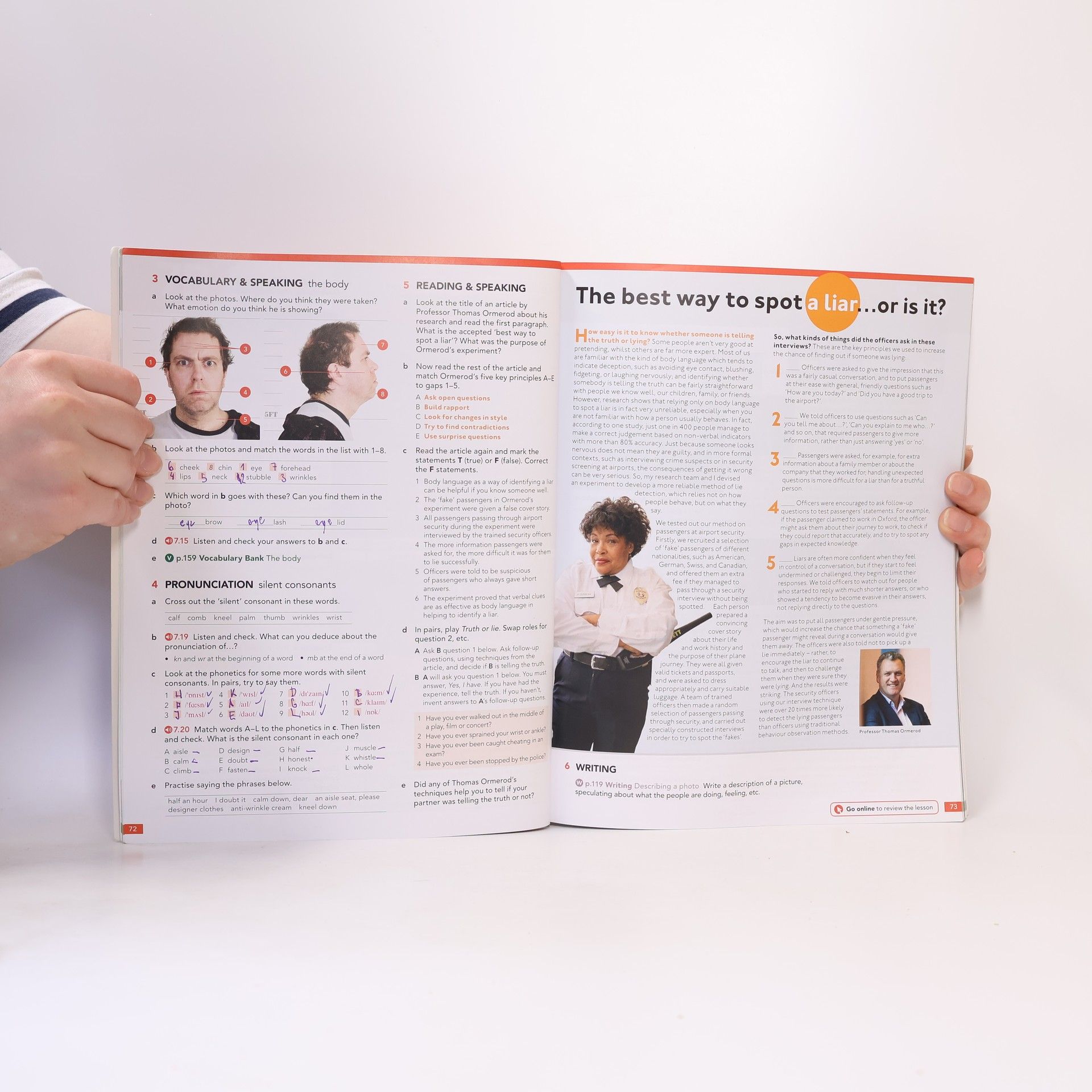Clive Oxenden English File: Upper-Intermediate: Student's Book/Workbook Multi-Pack B