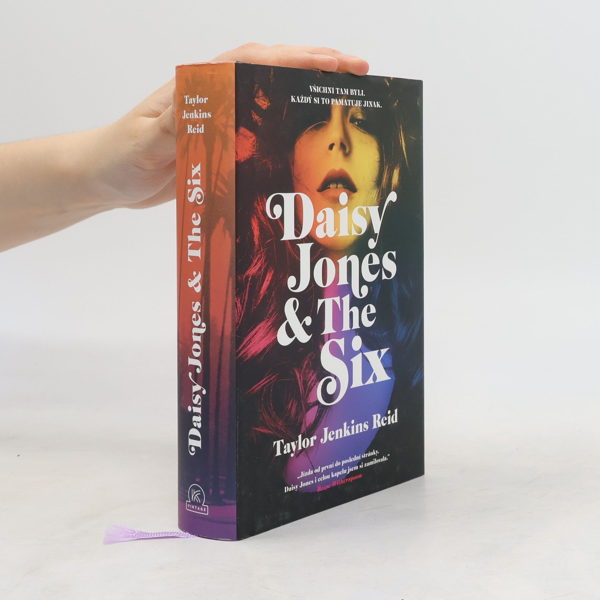 Taylor Jenkins Reid Daisy Jones & The Six