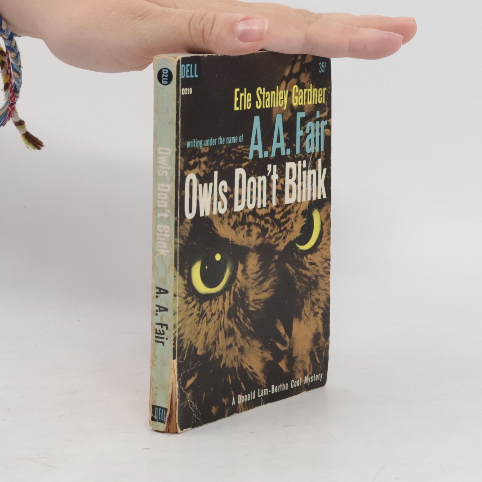 Erle Stanley Gardner Owls Don't Blink