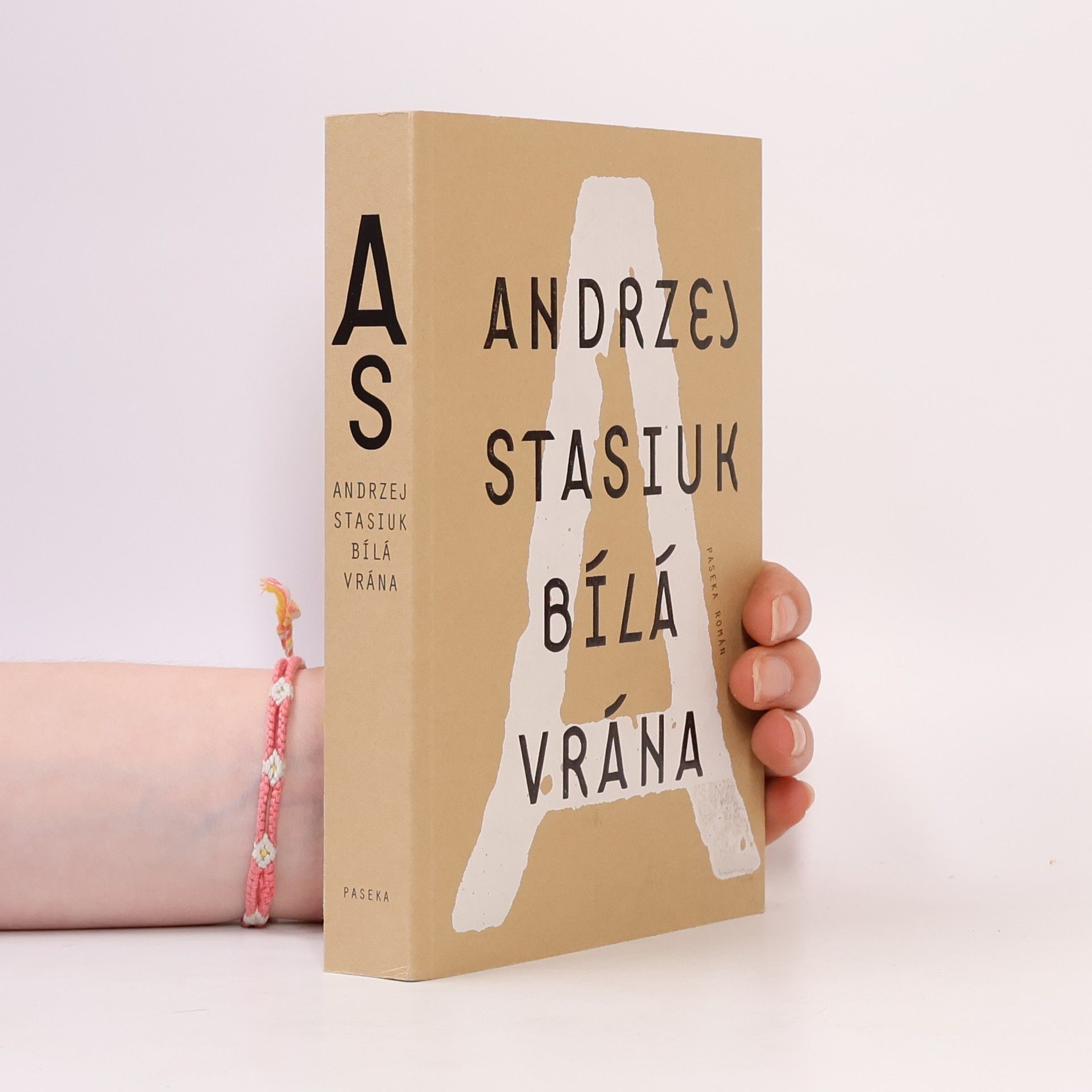 Andrzej Stasiuk Bílá vrána