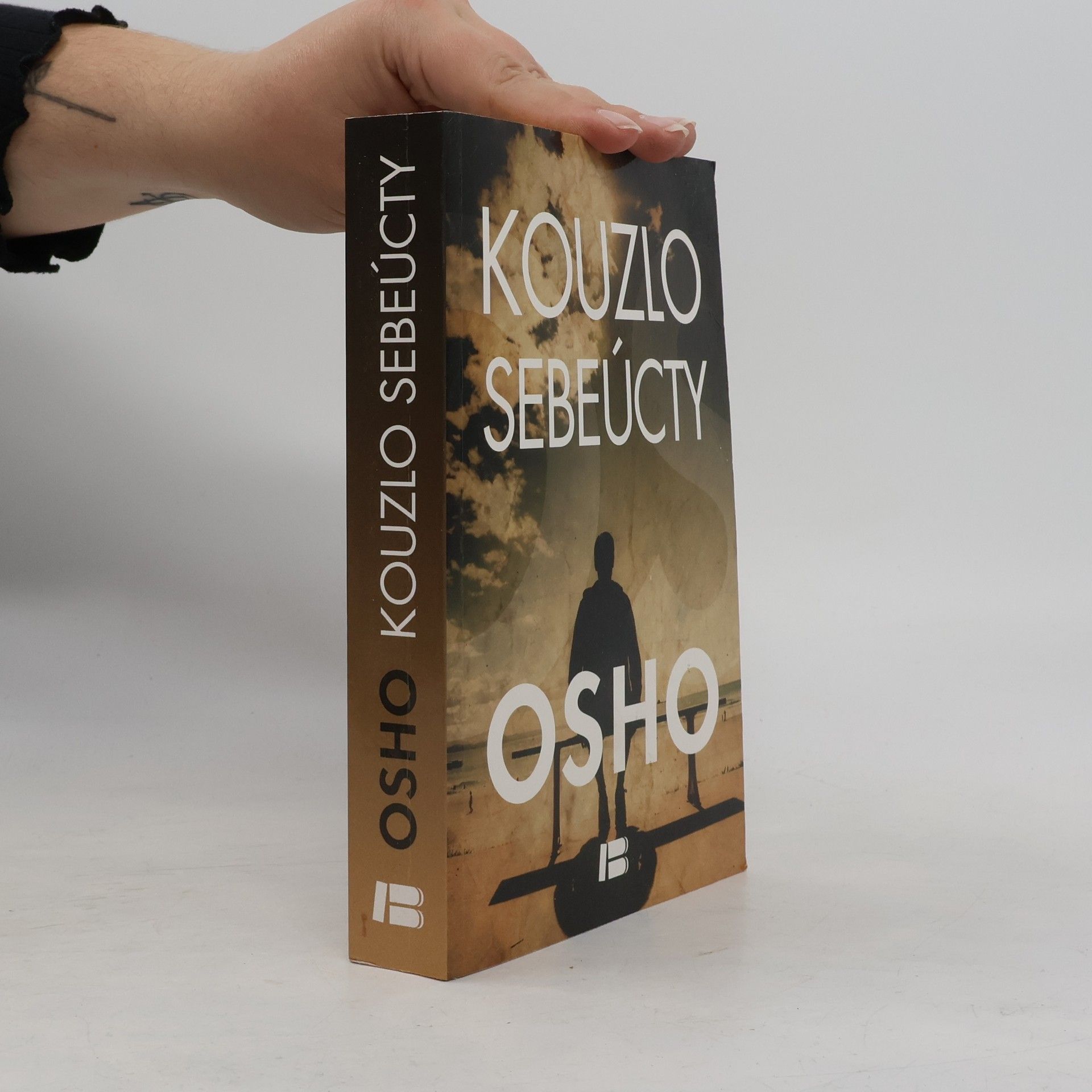 Osho Rajneesh Kouzlo sebeúcty